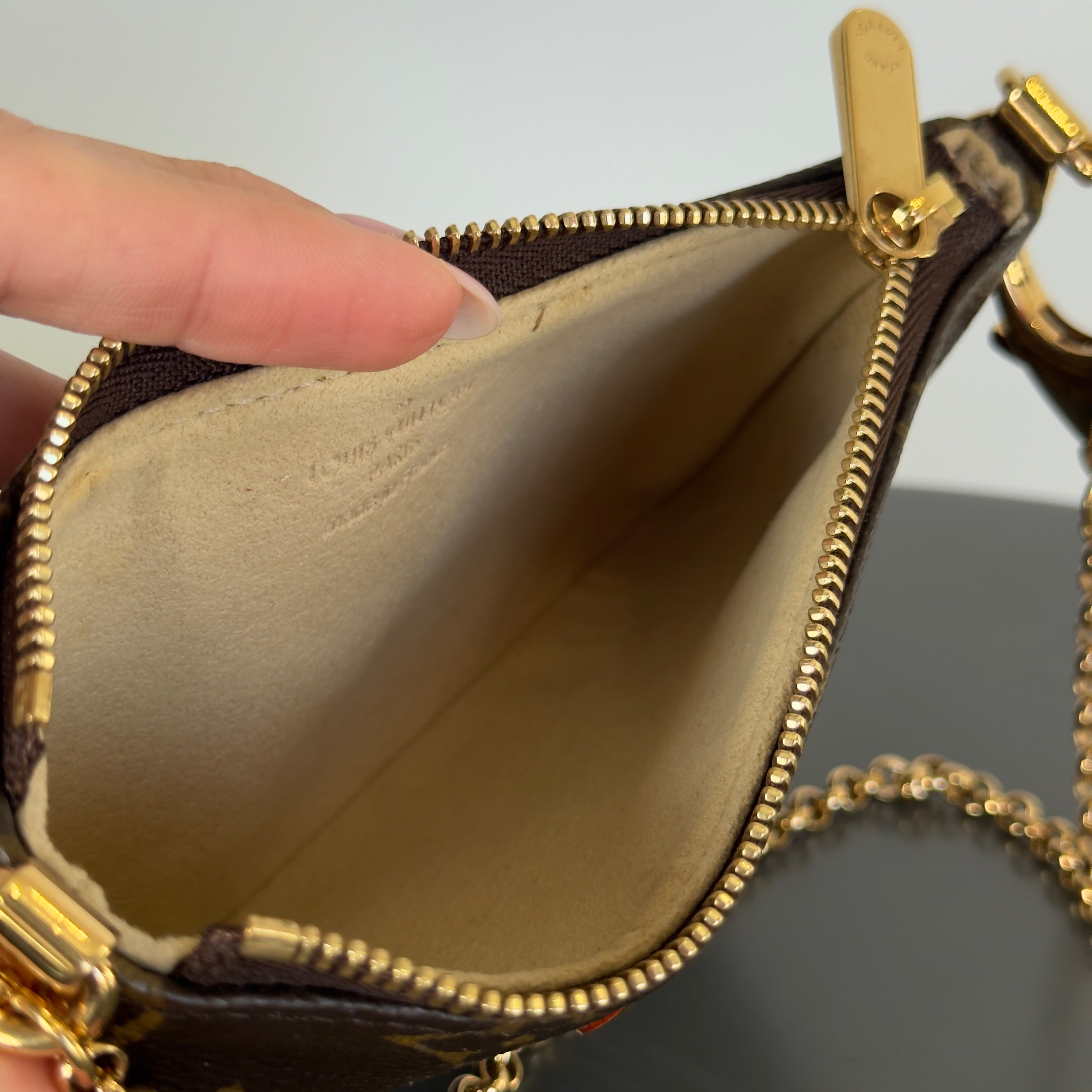 Louis Vuitton Milla MM Pochette - Queen May