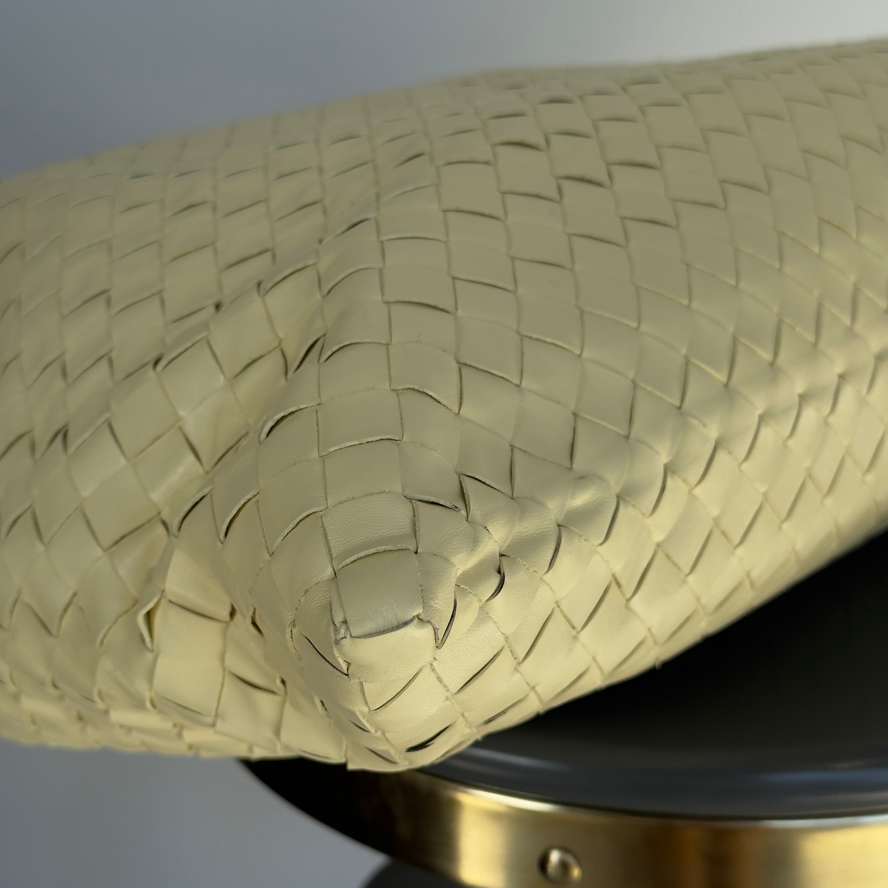Bottega Veneta Large Intrecciato Hop Bag Chamomile - Queen May