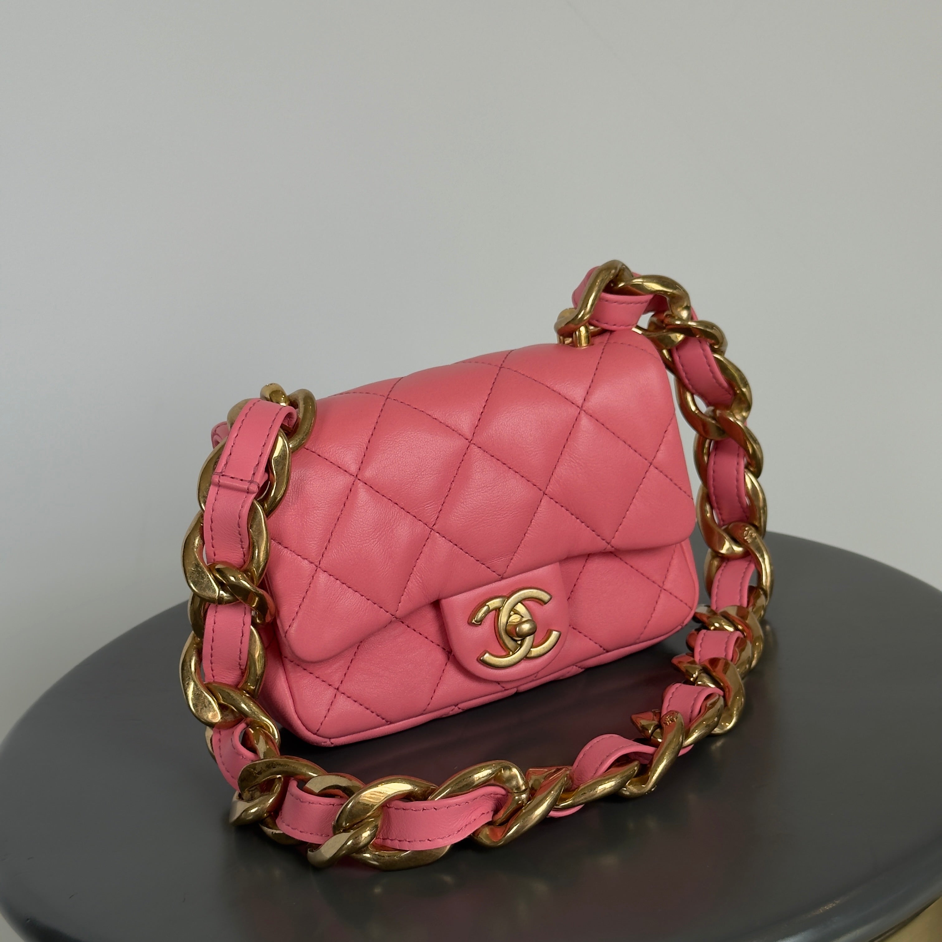 Chanel 22S Mini Flap Bag Seasonal Color - Queen May