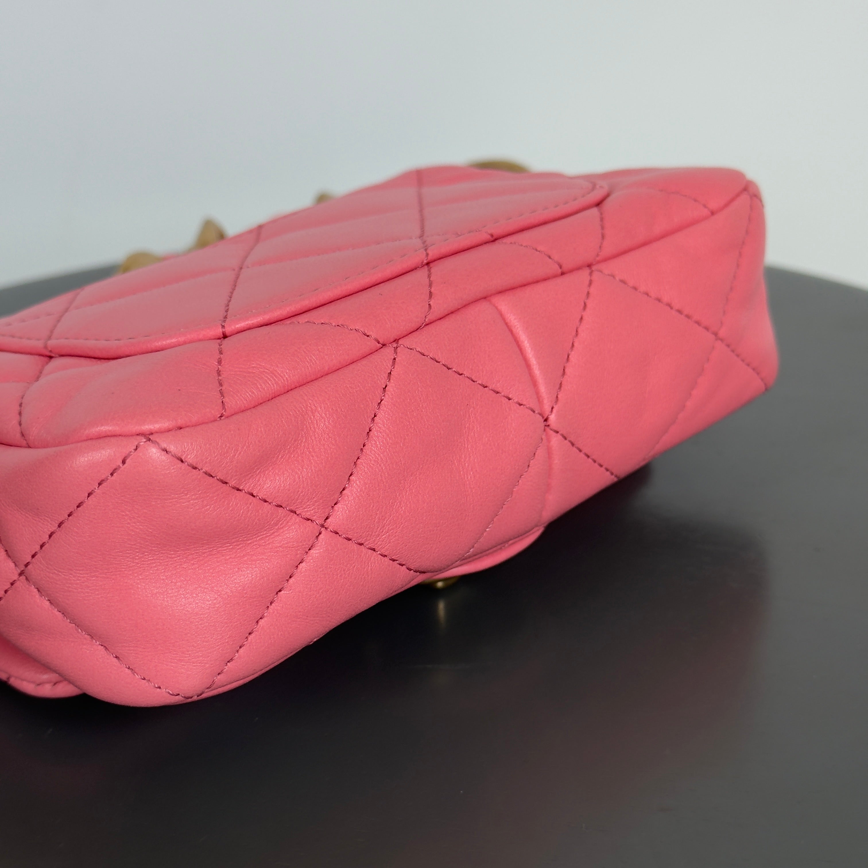 Chanel 22S Mini Flap Bag Seasonal Color - Queen May