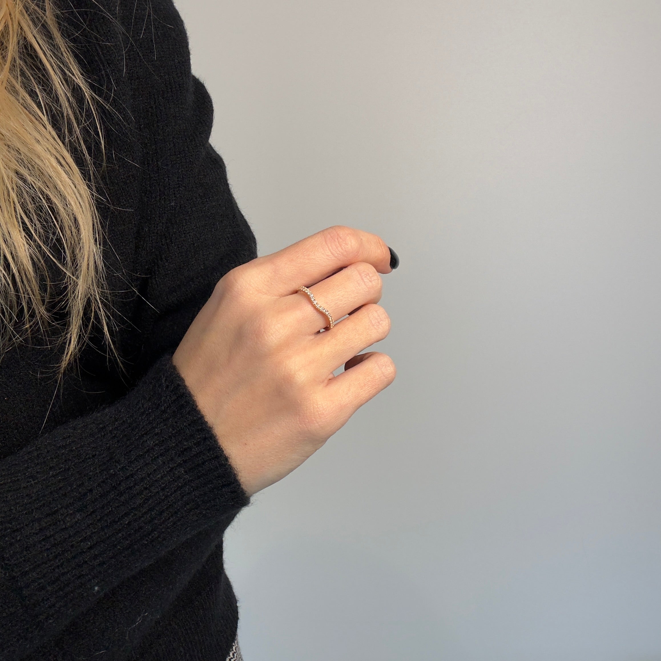 14K Yellow Gold 0.27 Carat Round Diamond Contour Wedding Band - Queen May