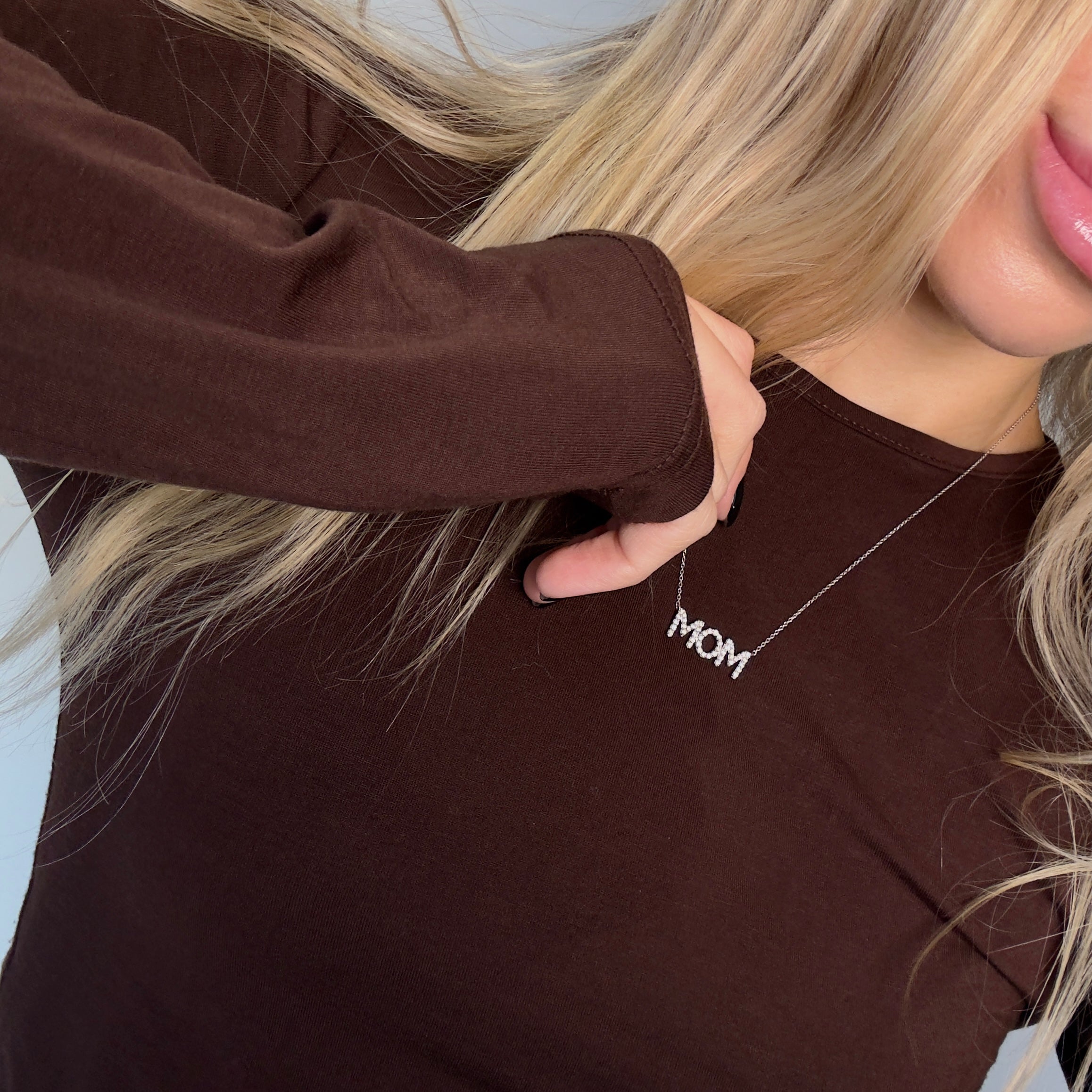 14K White Gold Diamond Mom Pendant Necklace - Queen May