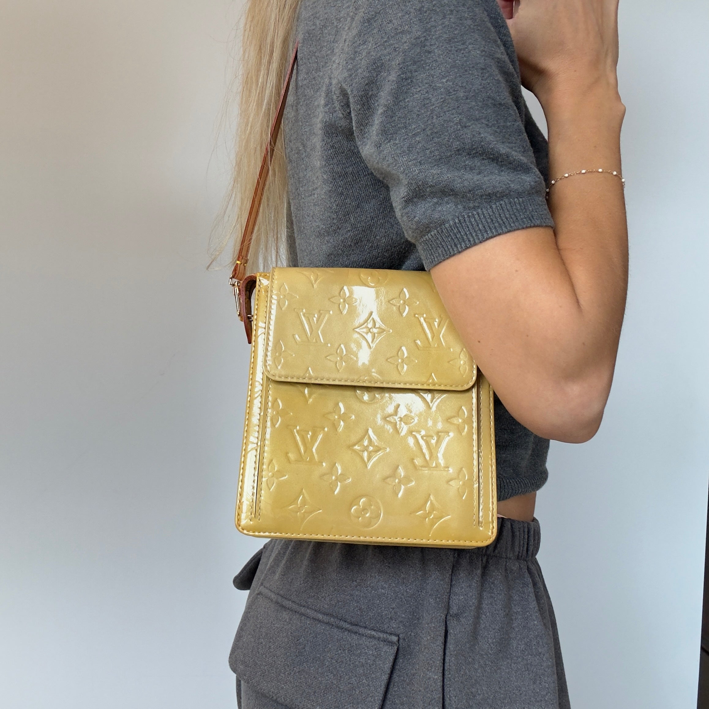 Louis Vuitton Vernis Mott Bag - Queen May