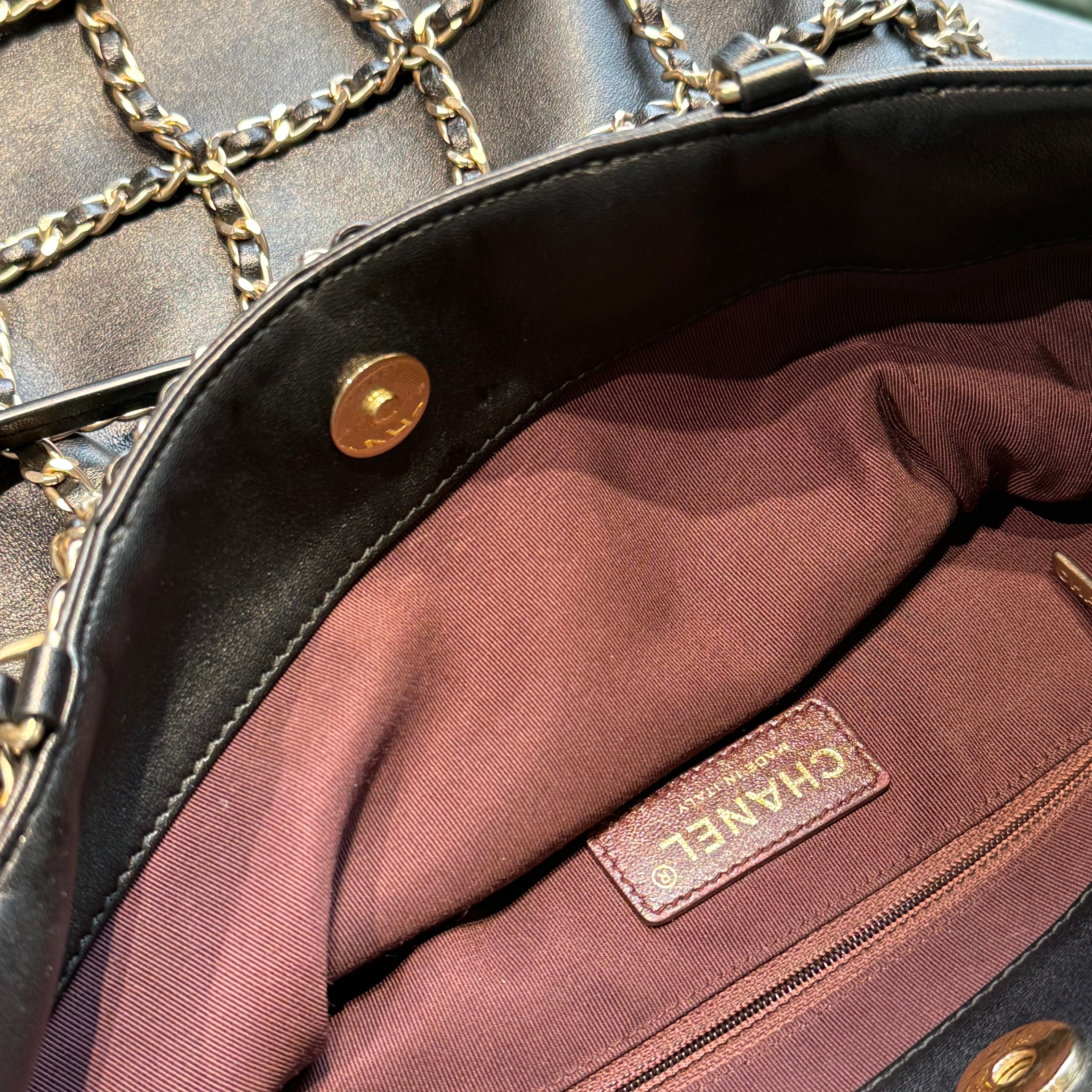 Chanel CC Shopping Chain Tote - Queen May