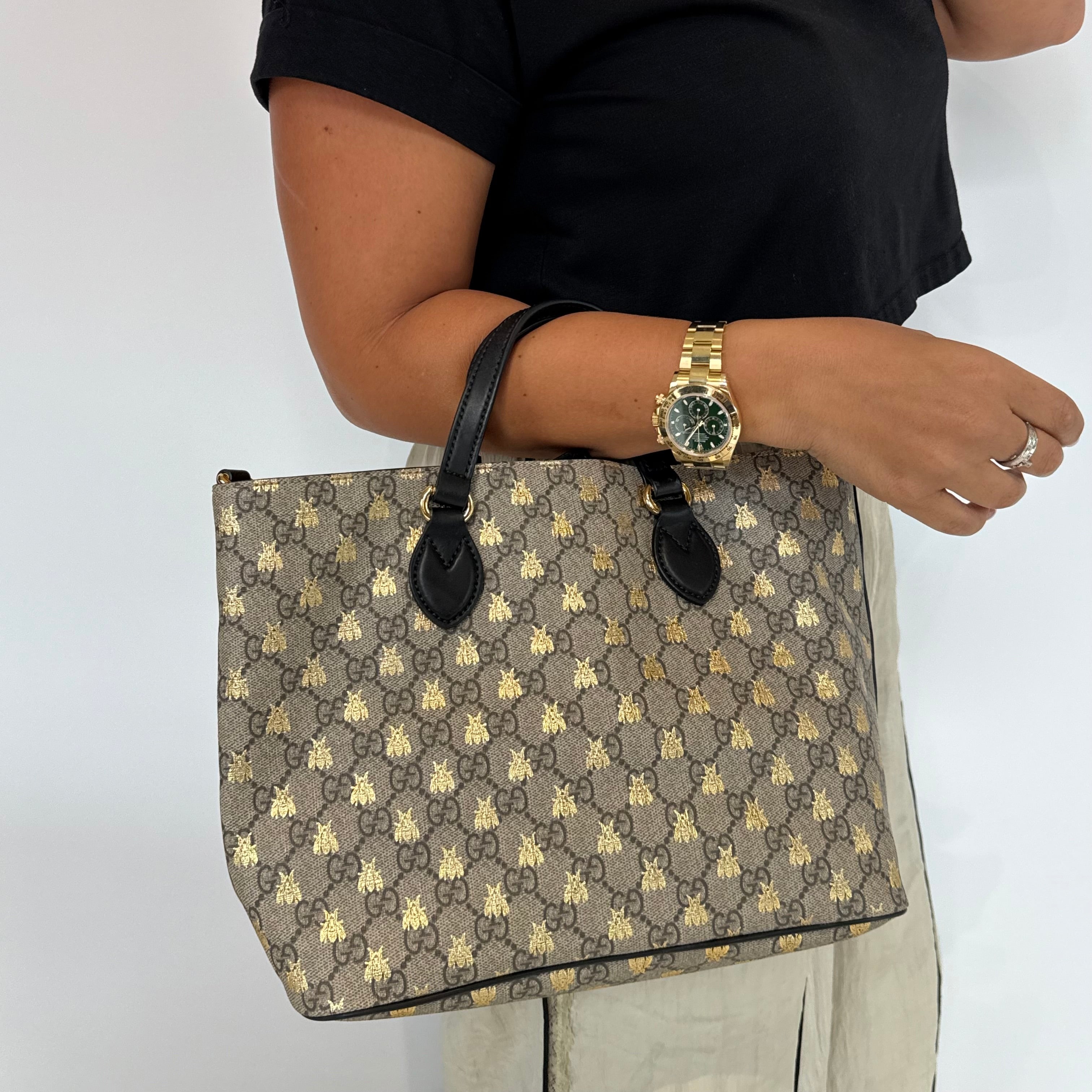 Gucci Supreme Bee Tote - Queen May