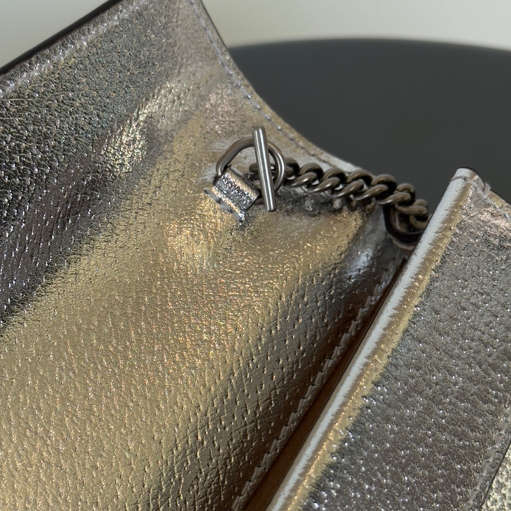 Gucci Super Mini Dionysus Bag In Silver Leather - Queen May