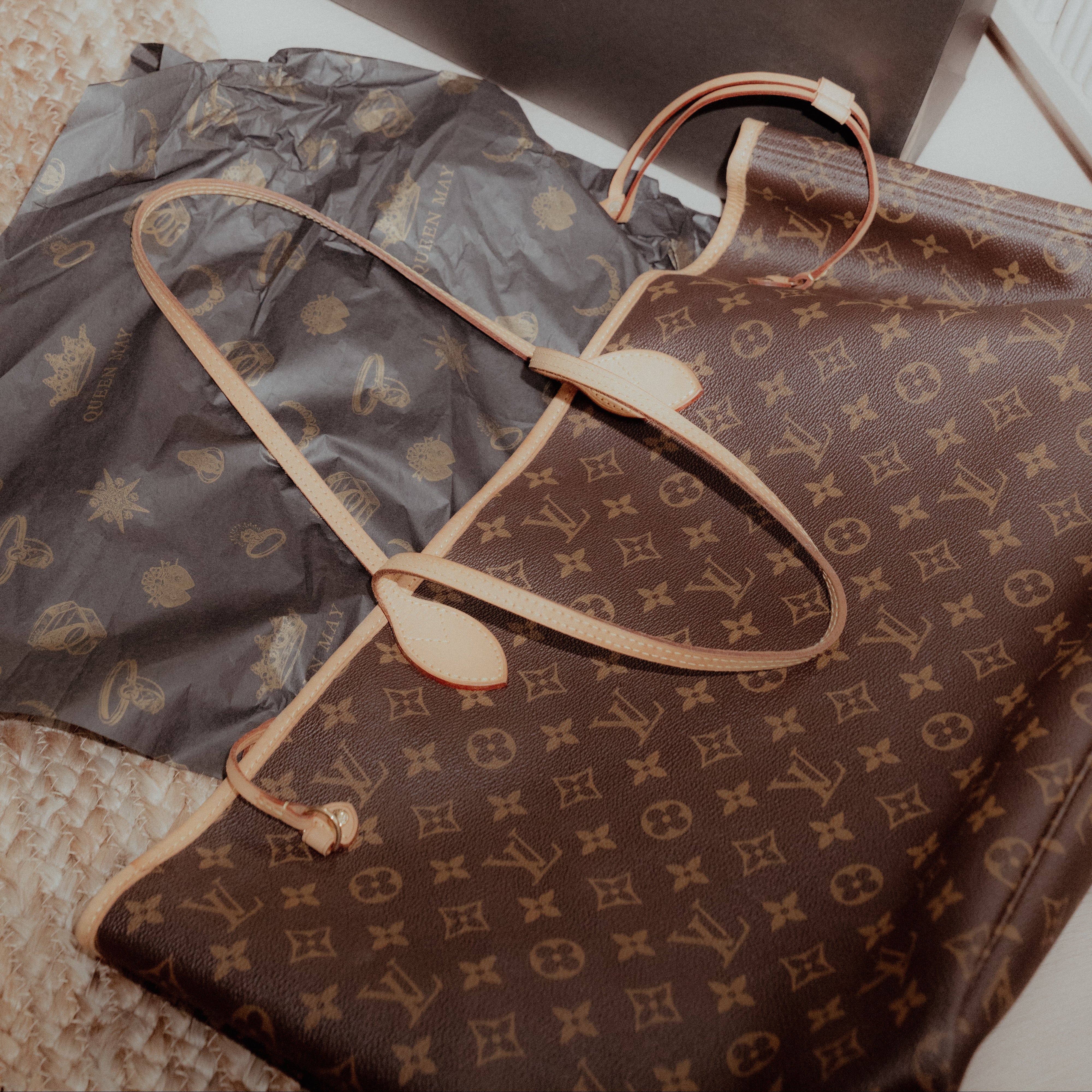Louis Vuitton Monogram Neverfull GM - Queen May