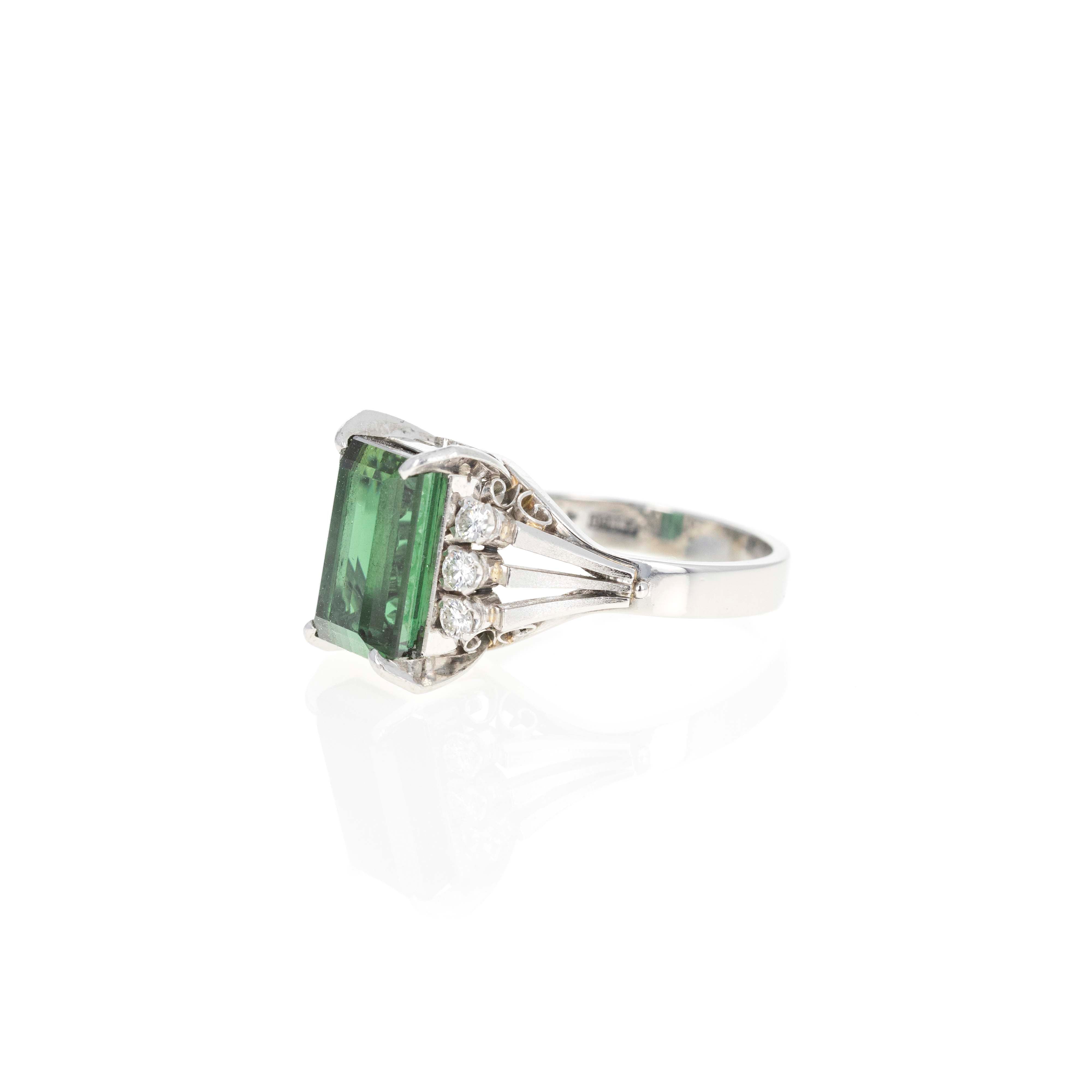 Platinum 4.45 Carat Green Tourmaline Diamond Ring - Queen May