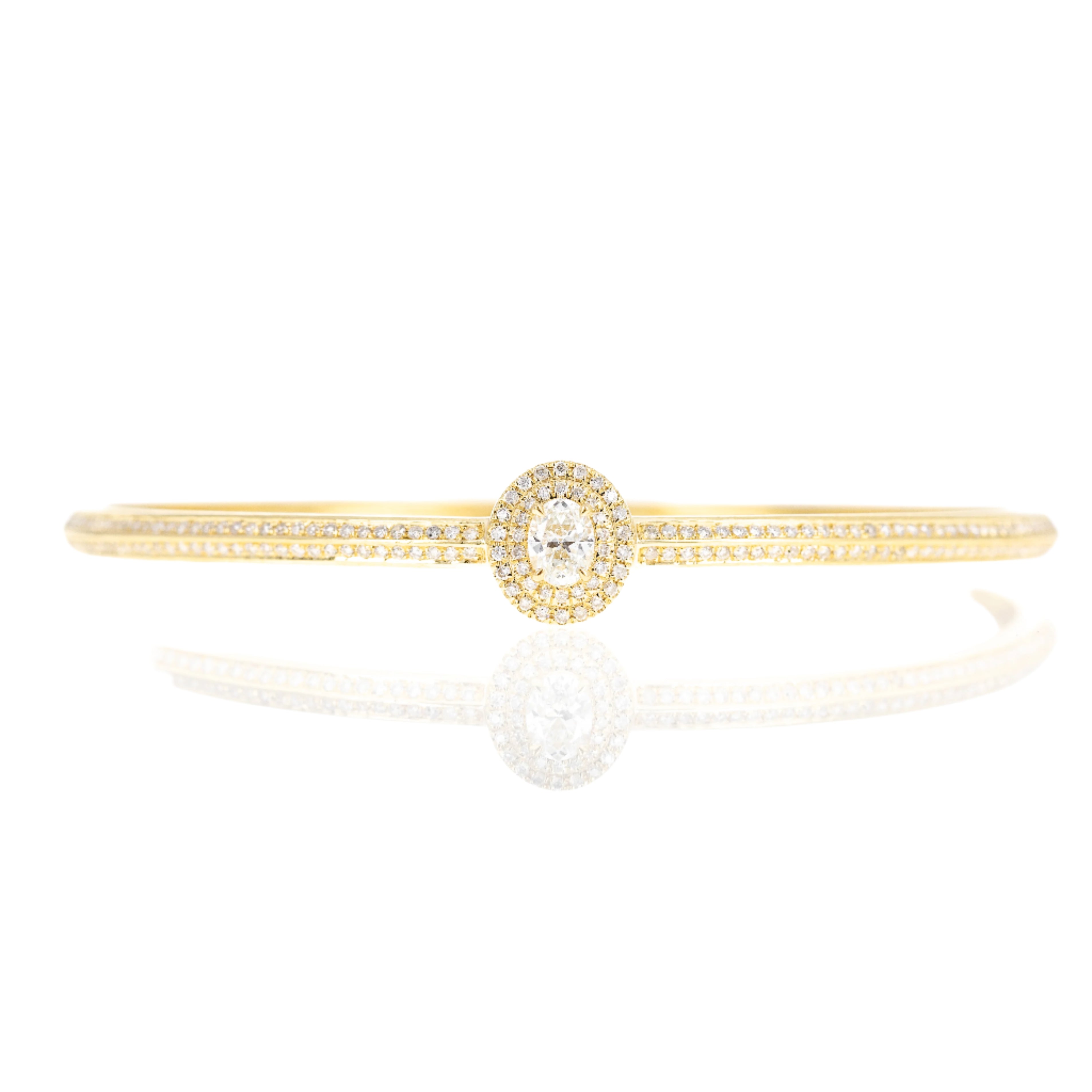 18K Yellow Gold 0.62 Carat Diamond Oval Pave Bangle - Queen May