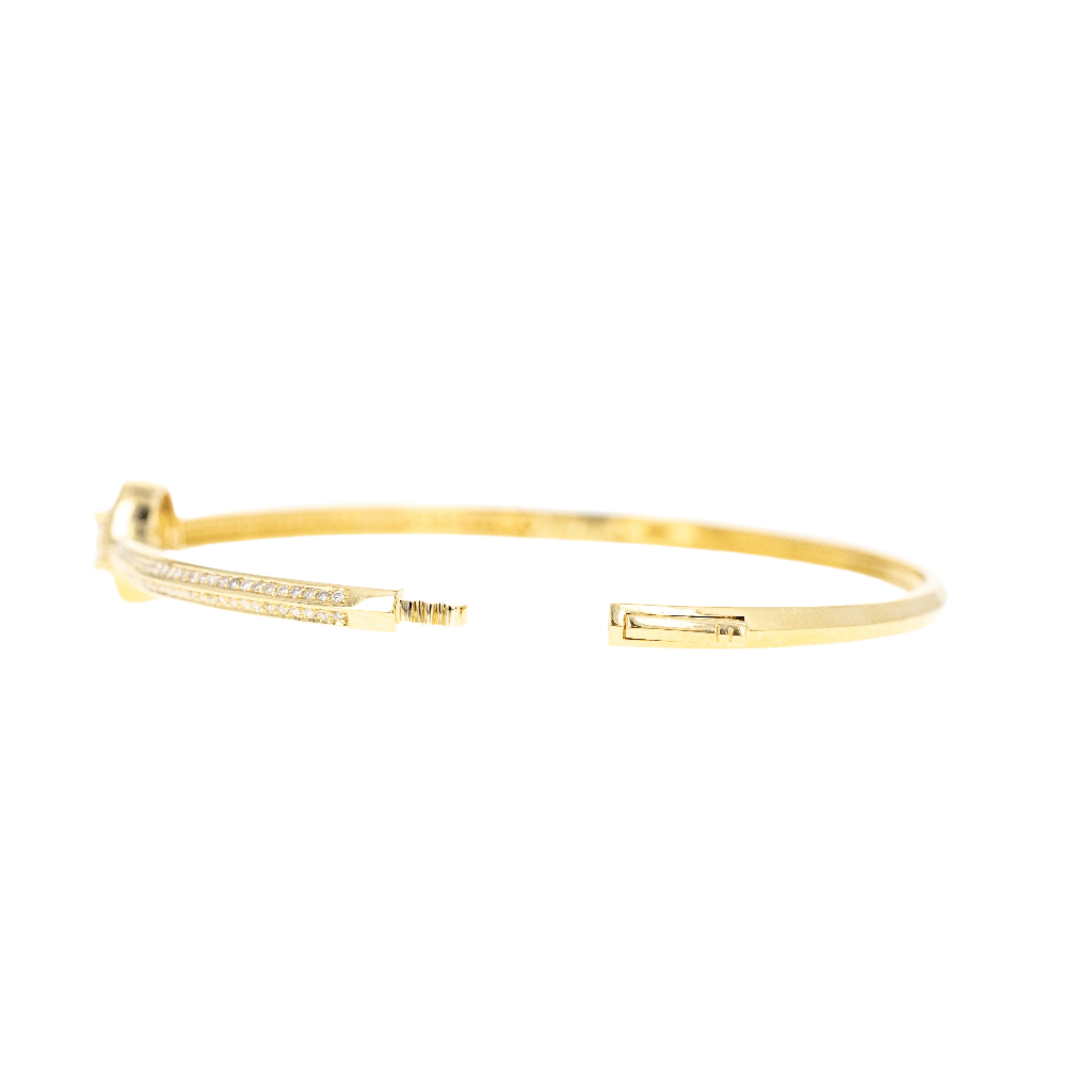 18K Yellow Gold 0.62 Carat Diamond Oval Pave Bangle - Queen May