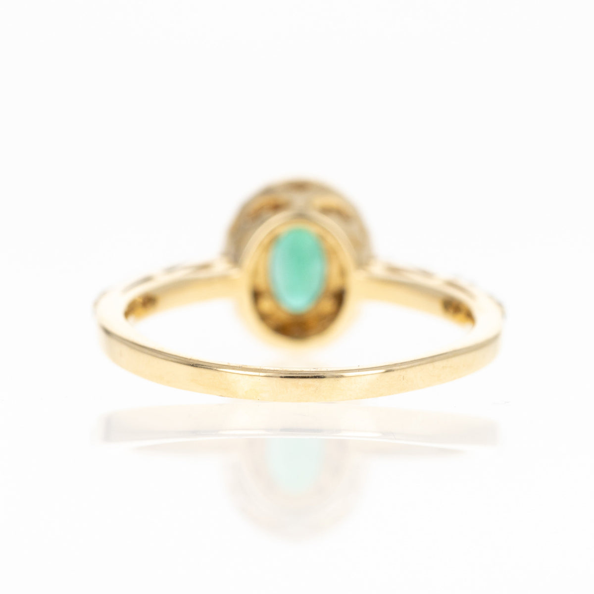 18K Yellow Gold 0.65 Carat Oval Emerald Diamond Halo Ring - Queen May