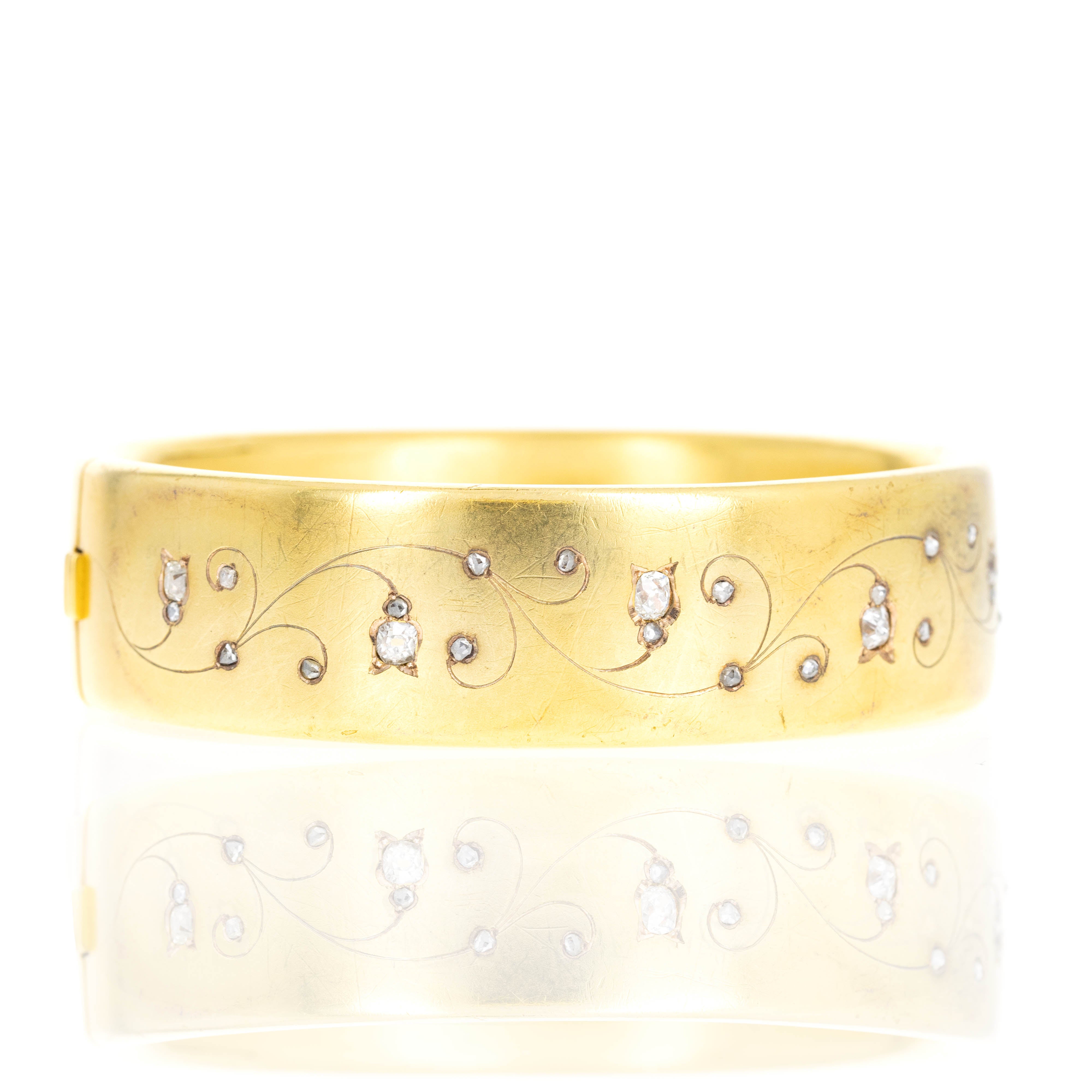 Victorian 18K Yellow Gold 0.75 Carat Rose Cut Diamond Brushed Bangle - Queen May