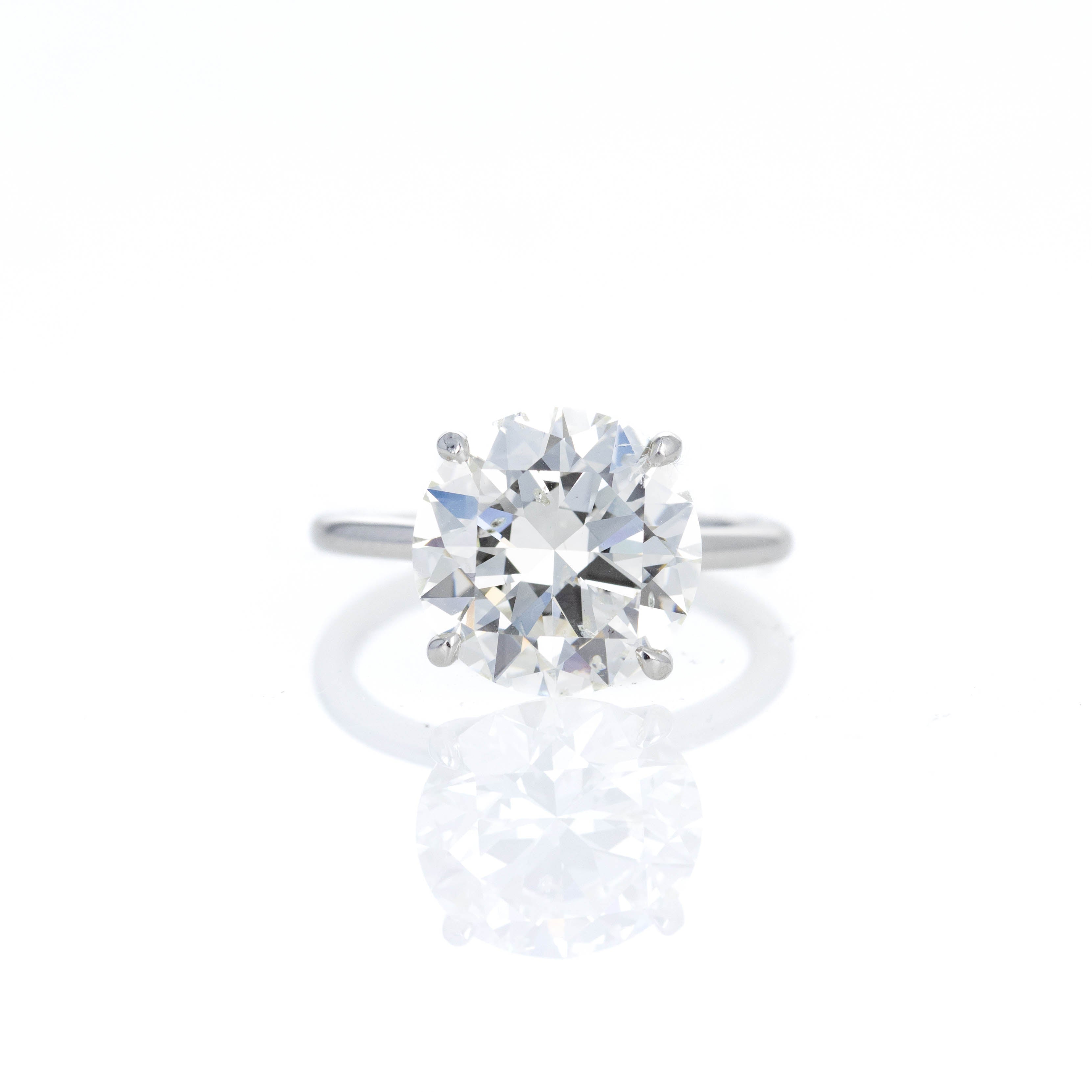 5.30 Carat Round Brilliant Diamond Solitaire Engagement Ring - Queen May