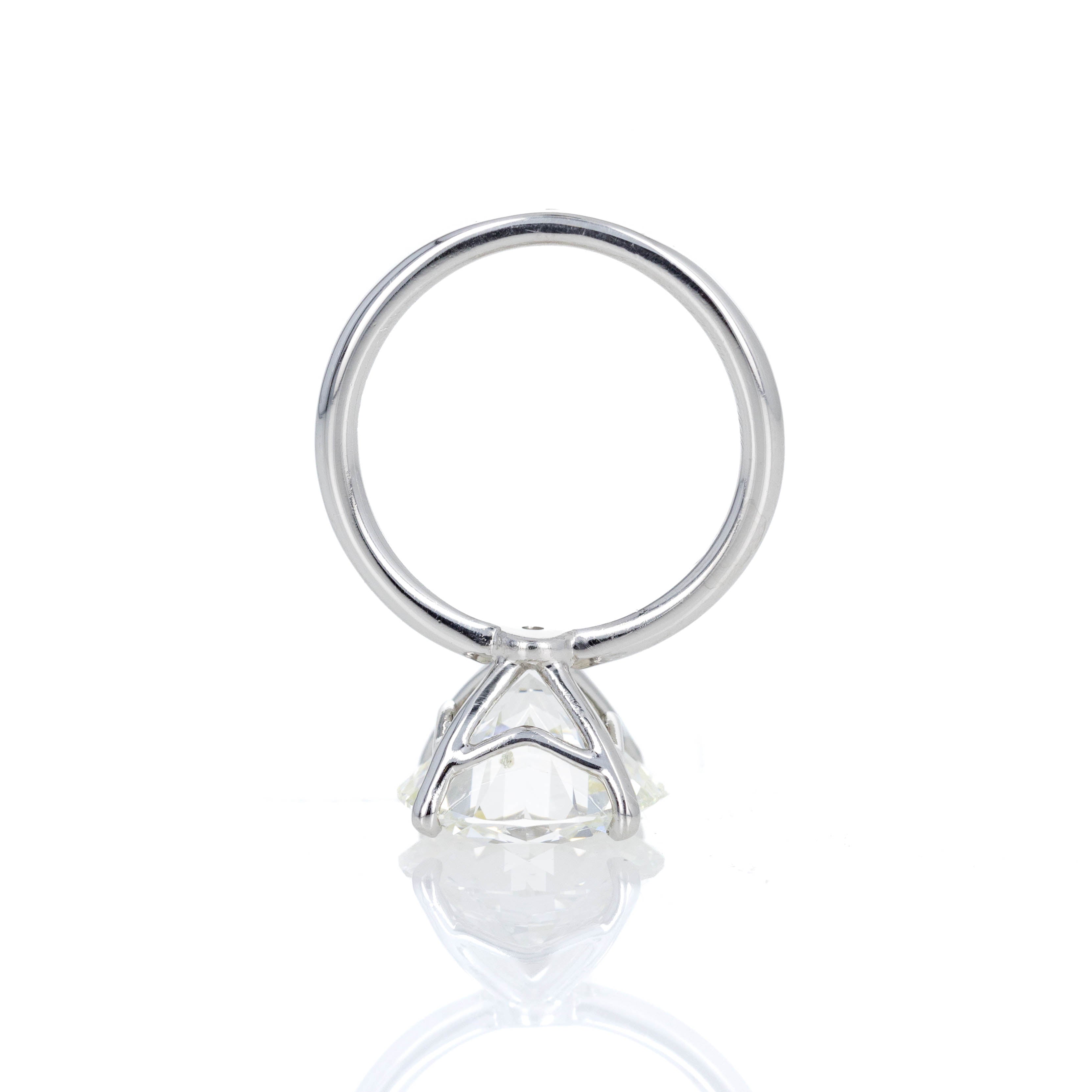 5.30 Carat Round Brilliant Diamond Solitaire Engagement Ring - Queen May