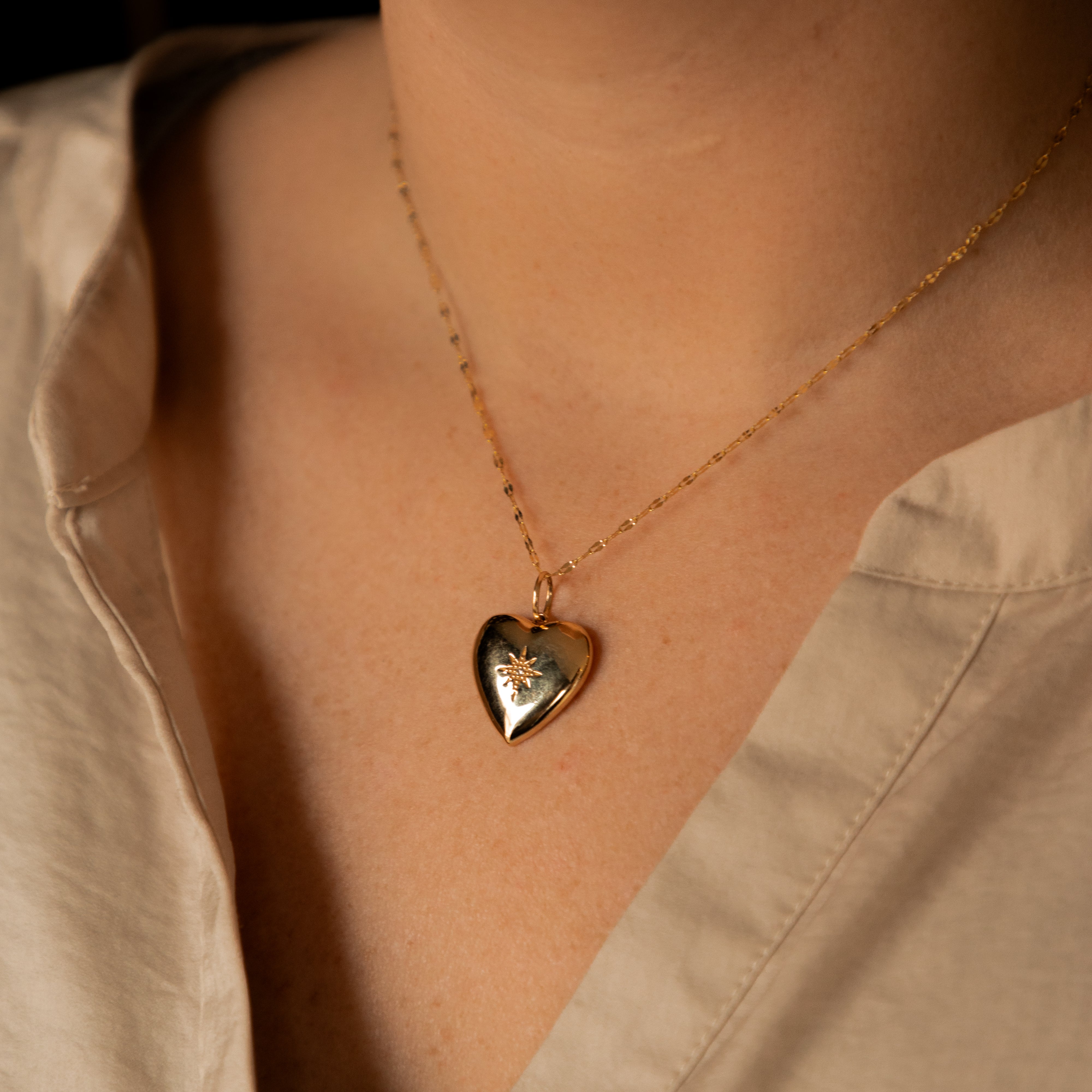 14K Yellow Gold Diamond Heart Pendant Necklace - Queen May