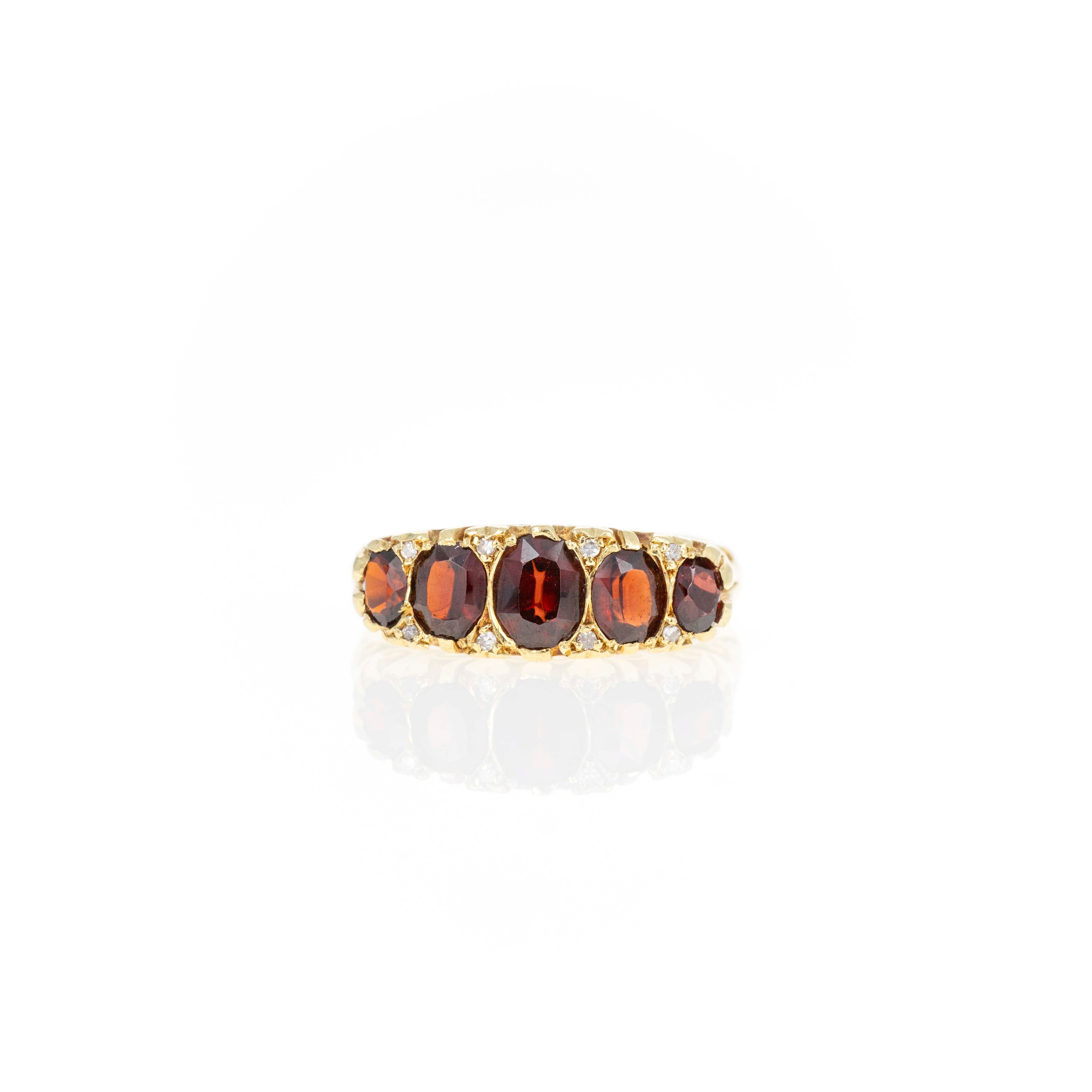 Vintage 1970s 18K Yellow Gold Garnet Five Stone Ring - Queen May