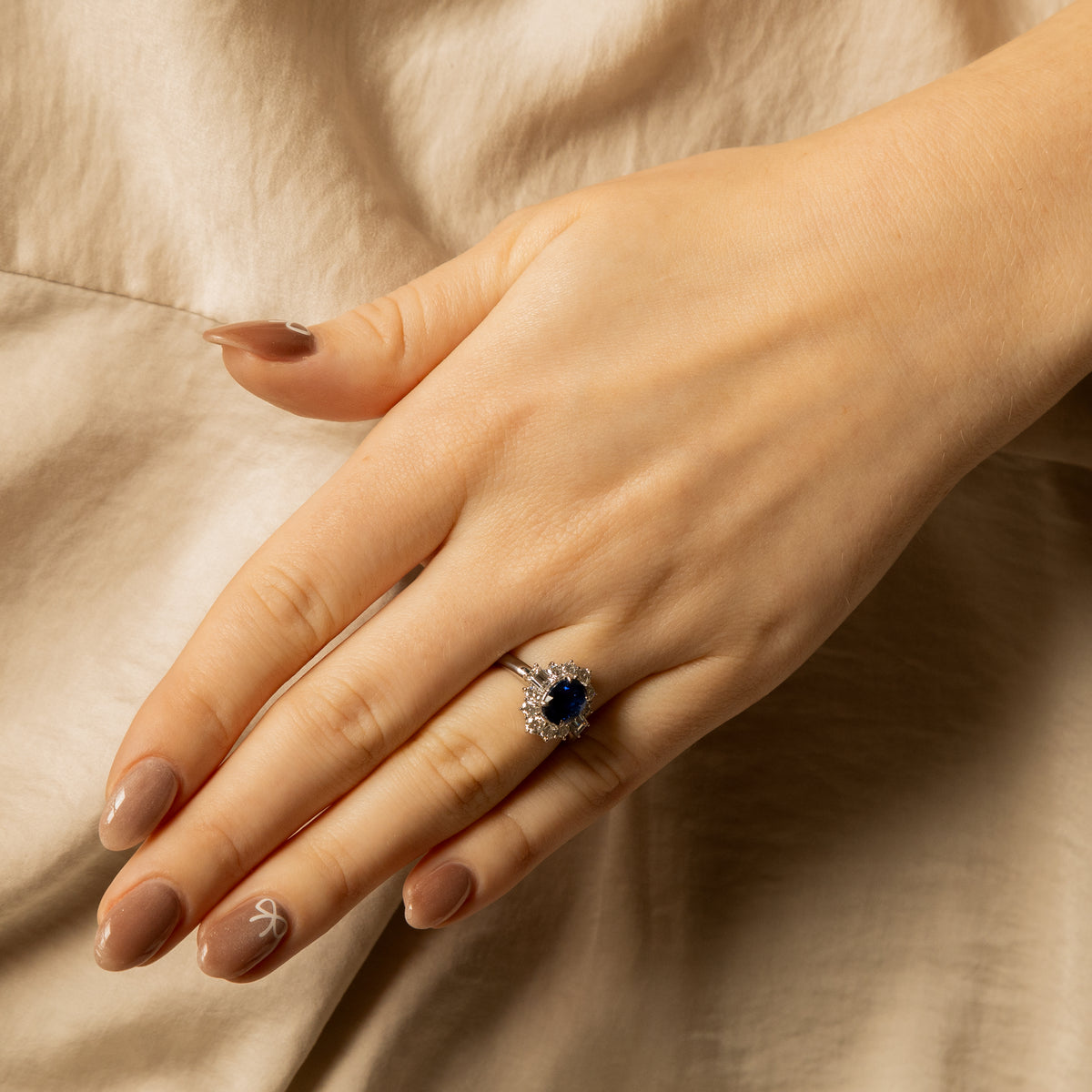2.52 Carat Oval Natural No Heat Sapphire Diamond Halo Ring - Queen May