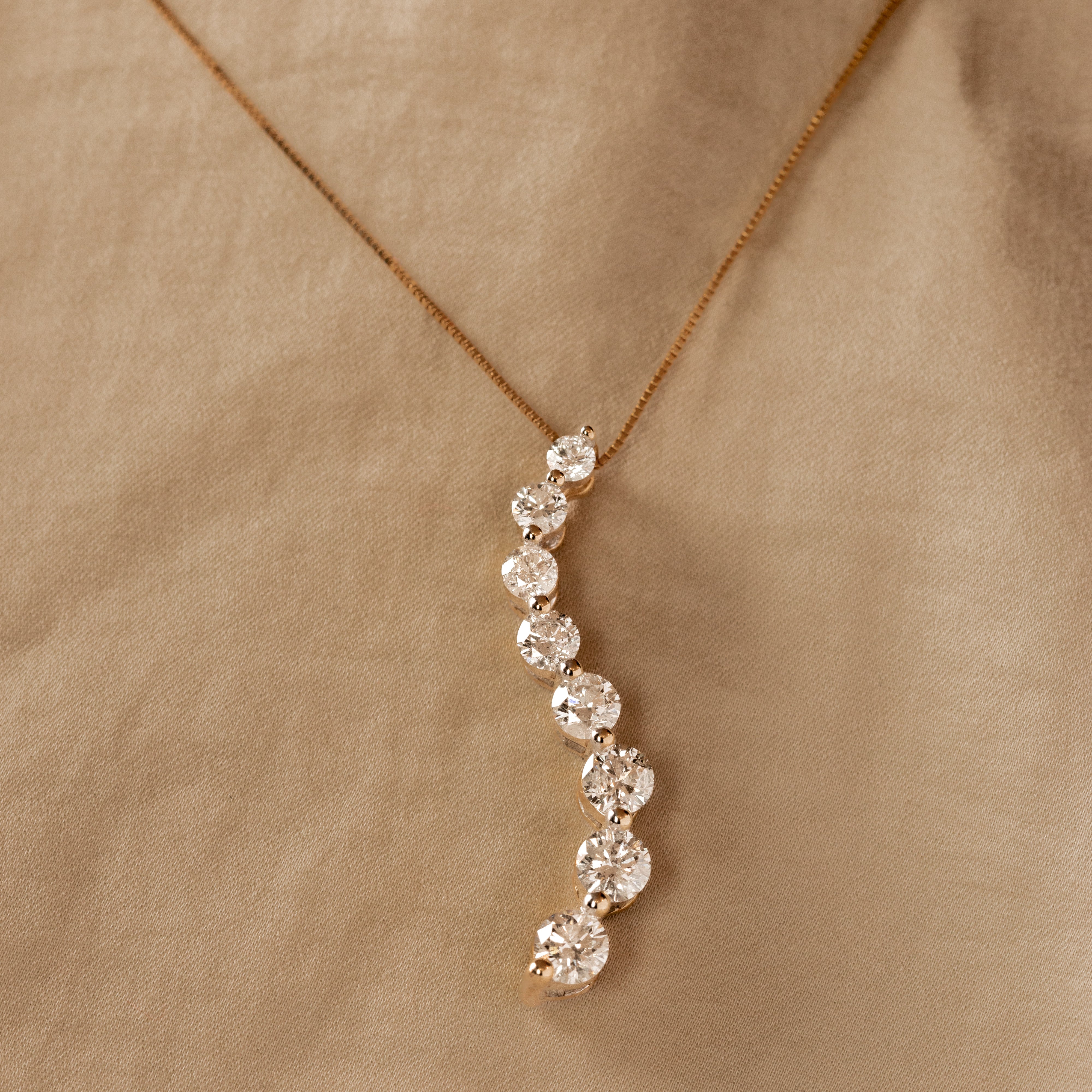 14K Gold Round Diamond Journey Graduated Necklace - Queen May