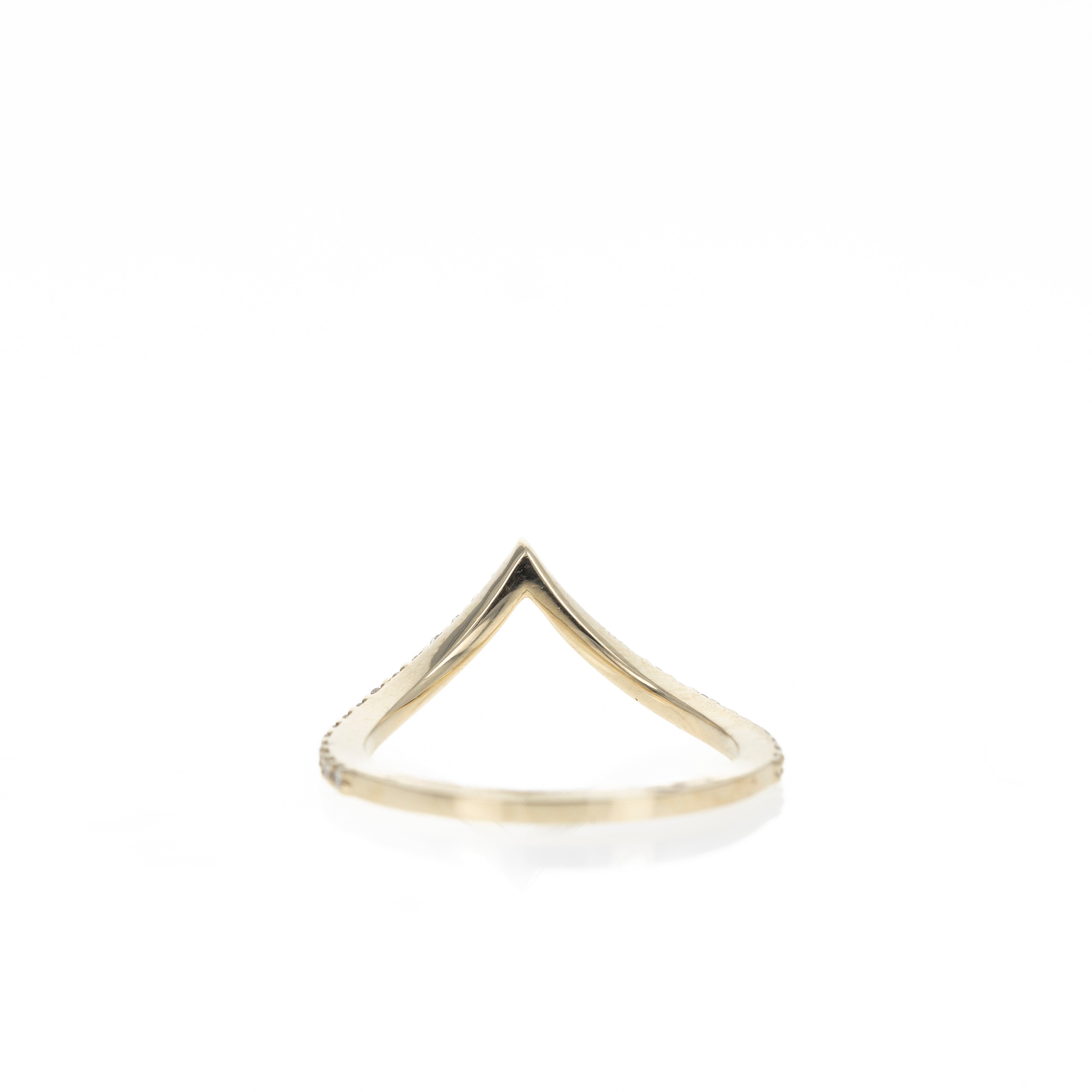 14K Gold 0.26 Carat Round Diamond Contour V-Shape Wedding Band - Queen May