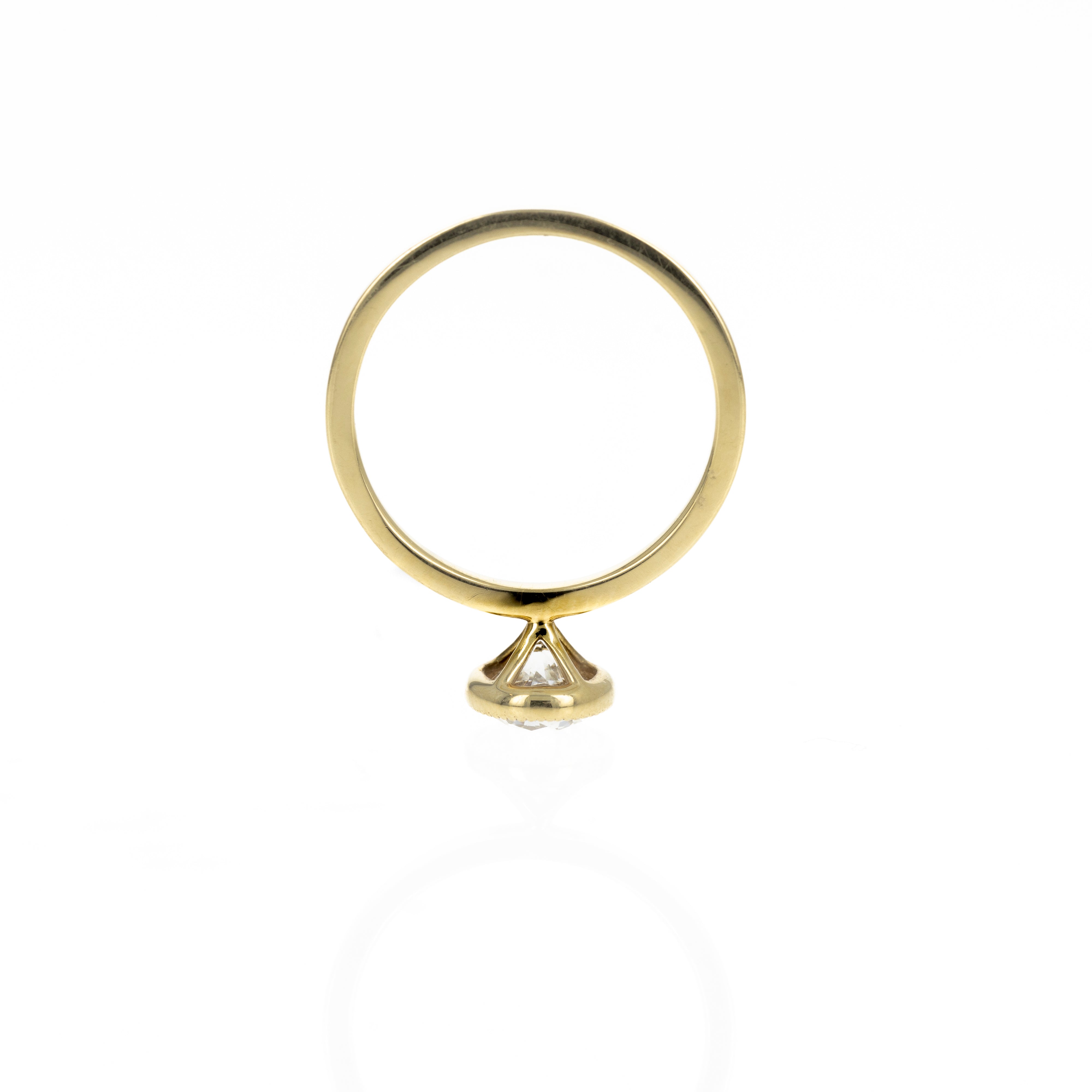 18K Yellow Gold 1.01 Carat Round Brilliant Diamond Bezel Engagement Ring - Queen May