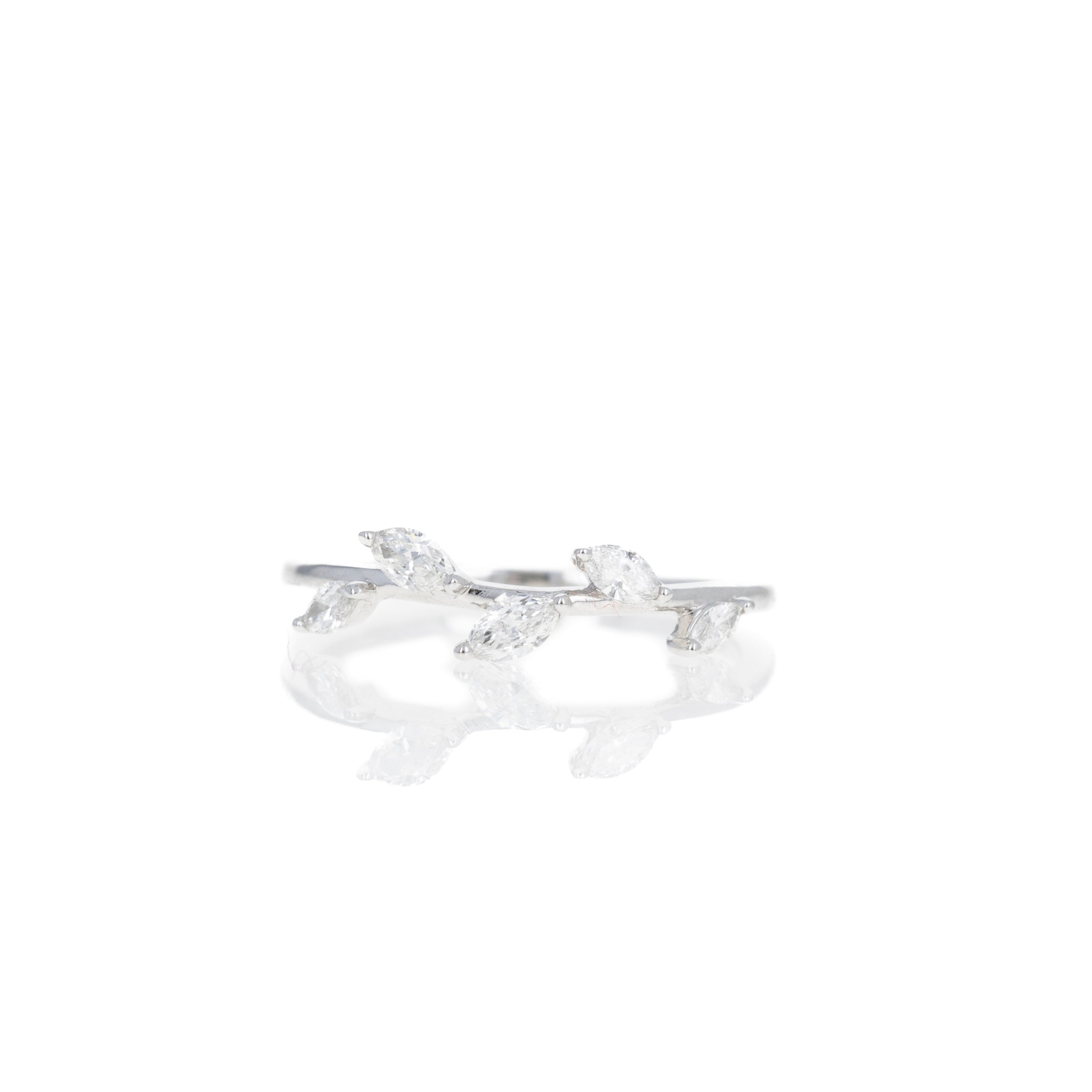 14K Gold Gold 0.25 Carat Marquise Diamond Leaf Band - Queen May