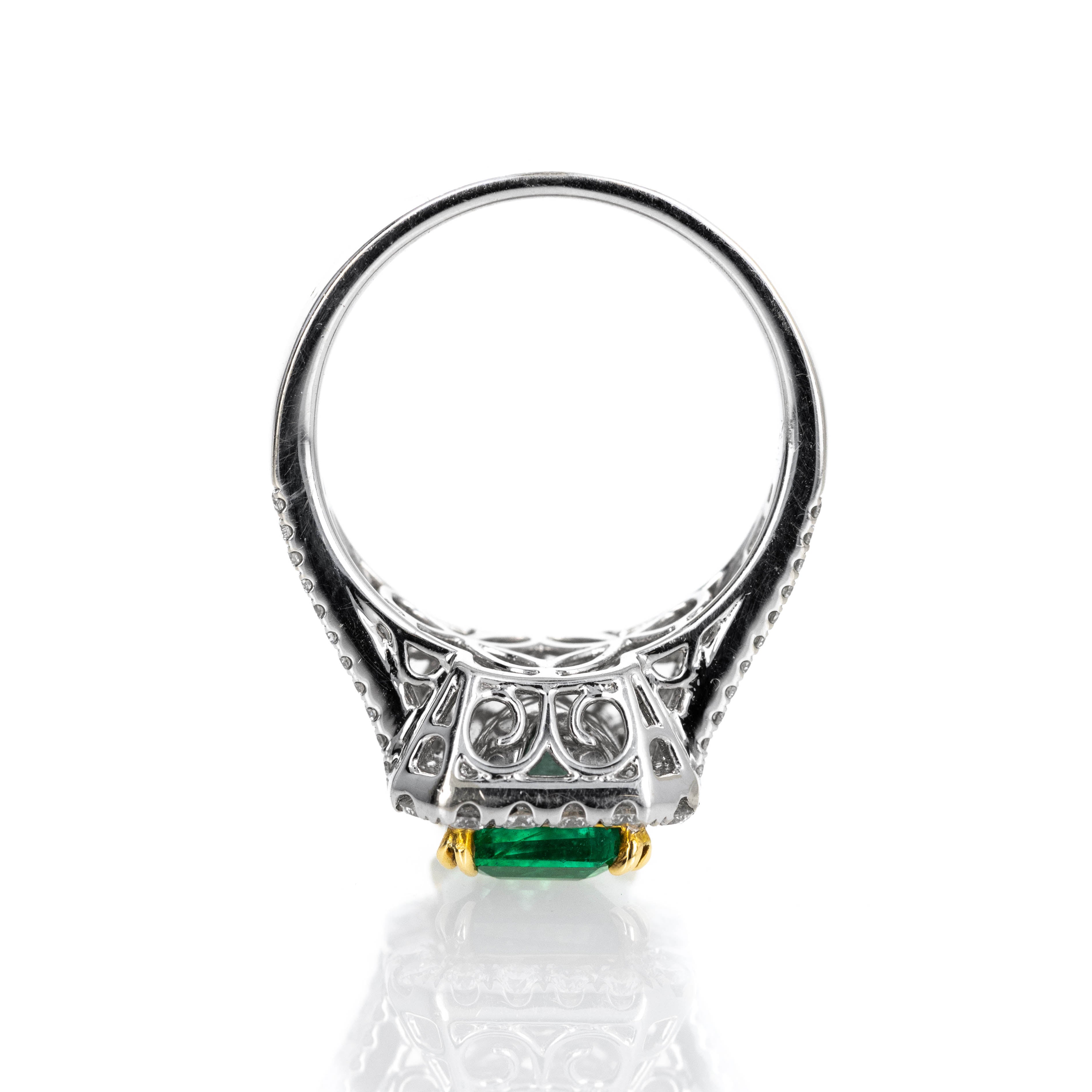 18K Gold 2 Carat Emerald Diamond Baguette Halo Ring - Queen May
