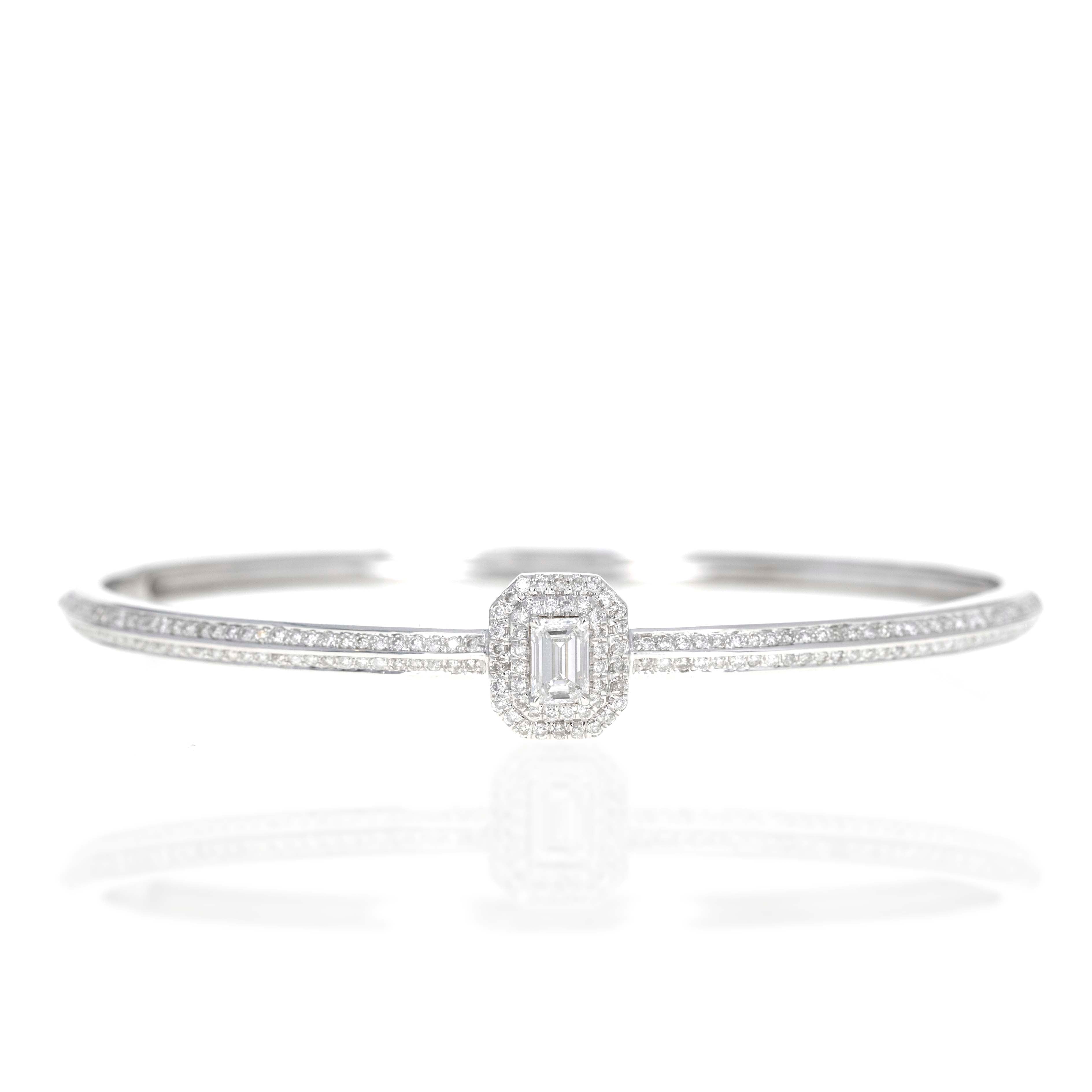 18K White Gold 0.62 Carat Diamond Emerald Pave Bangle - Queen May