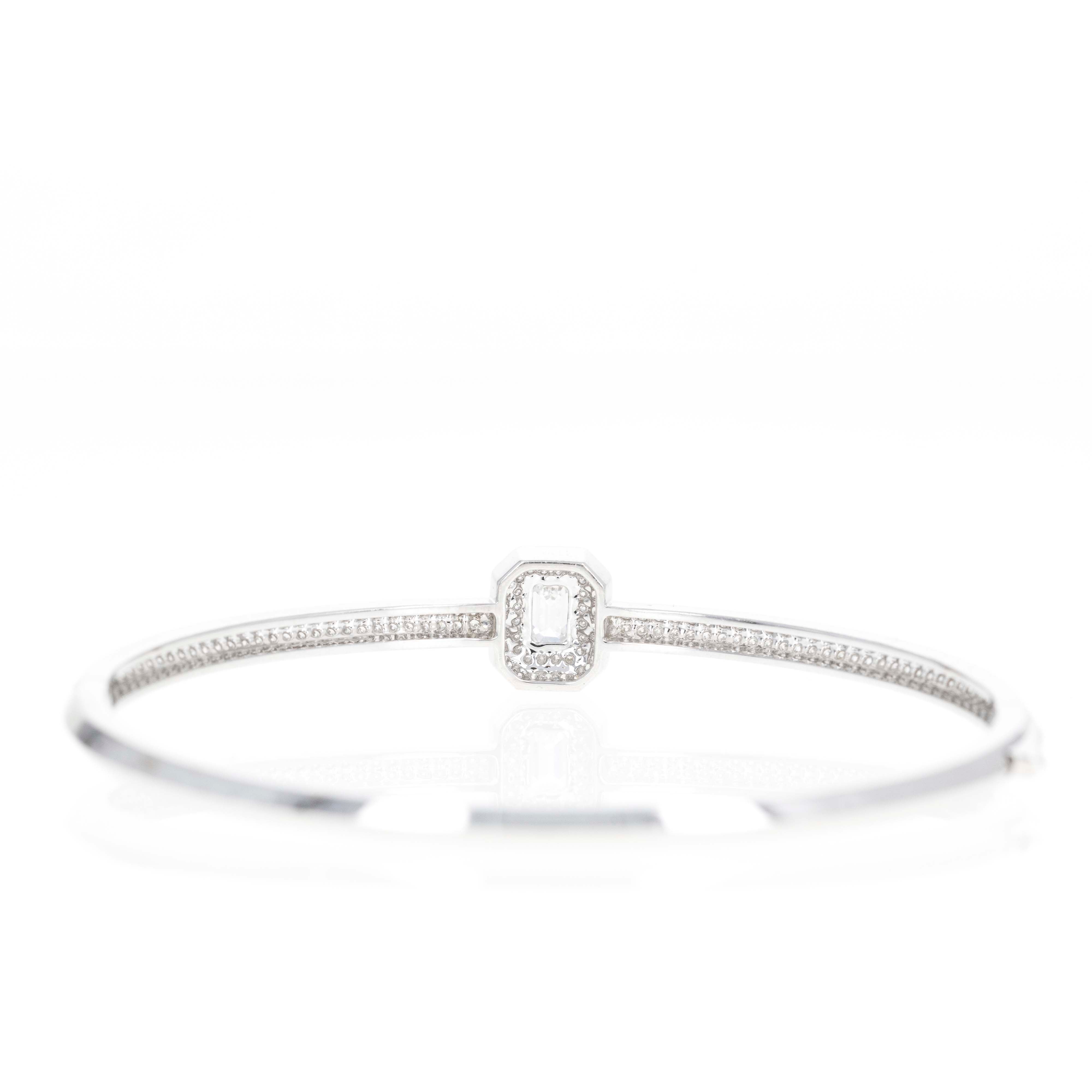 18K White Gold 0.62 Carat Diamond Emerald Pave Bangle - Queen May