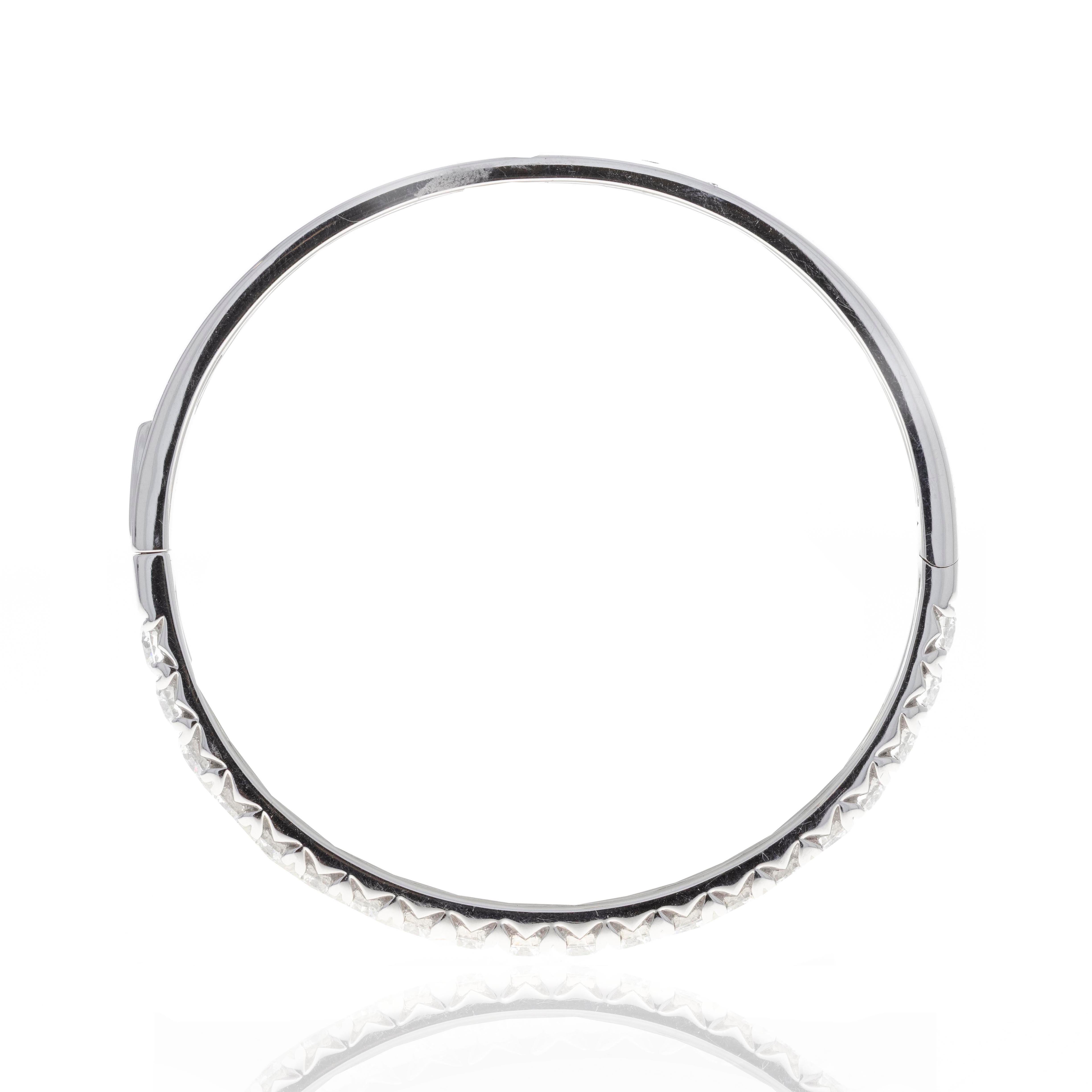 Lab Grown 5.15 Carat Round Diamond Bangle - Queen May