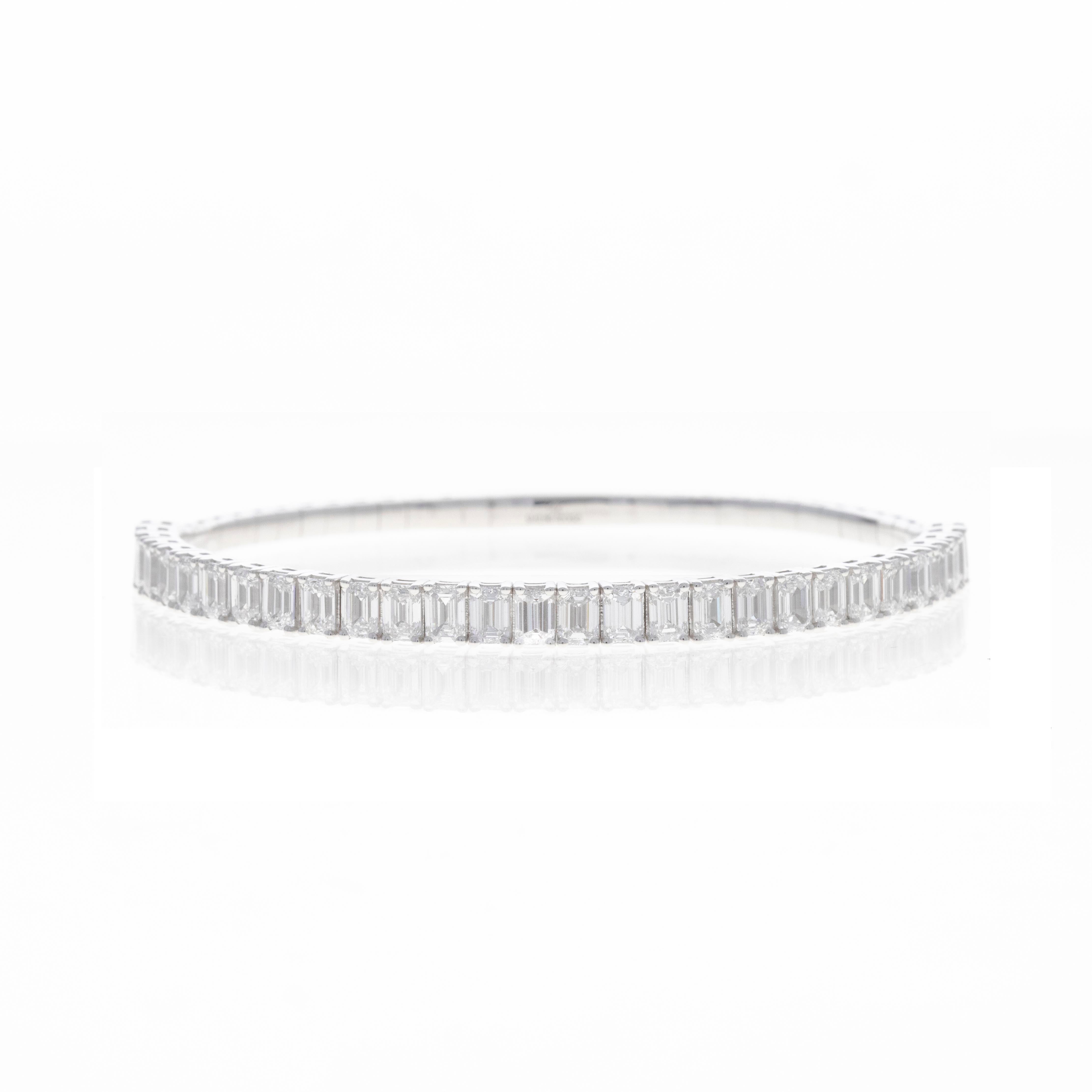 Lab Grown 7.3 Carat Emerald Diamond Flexible Bangle - Queen May