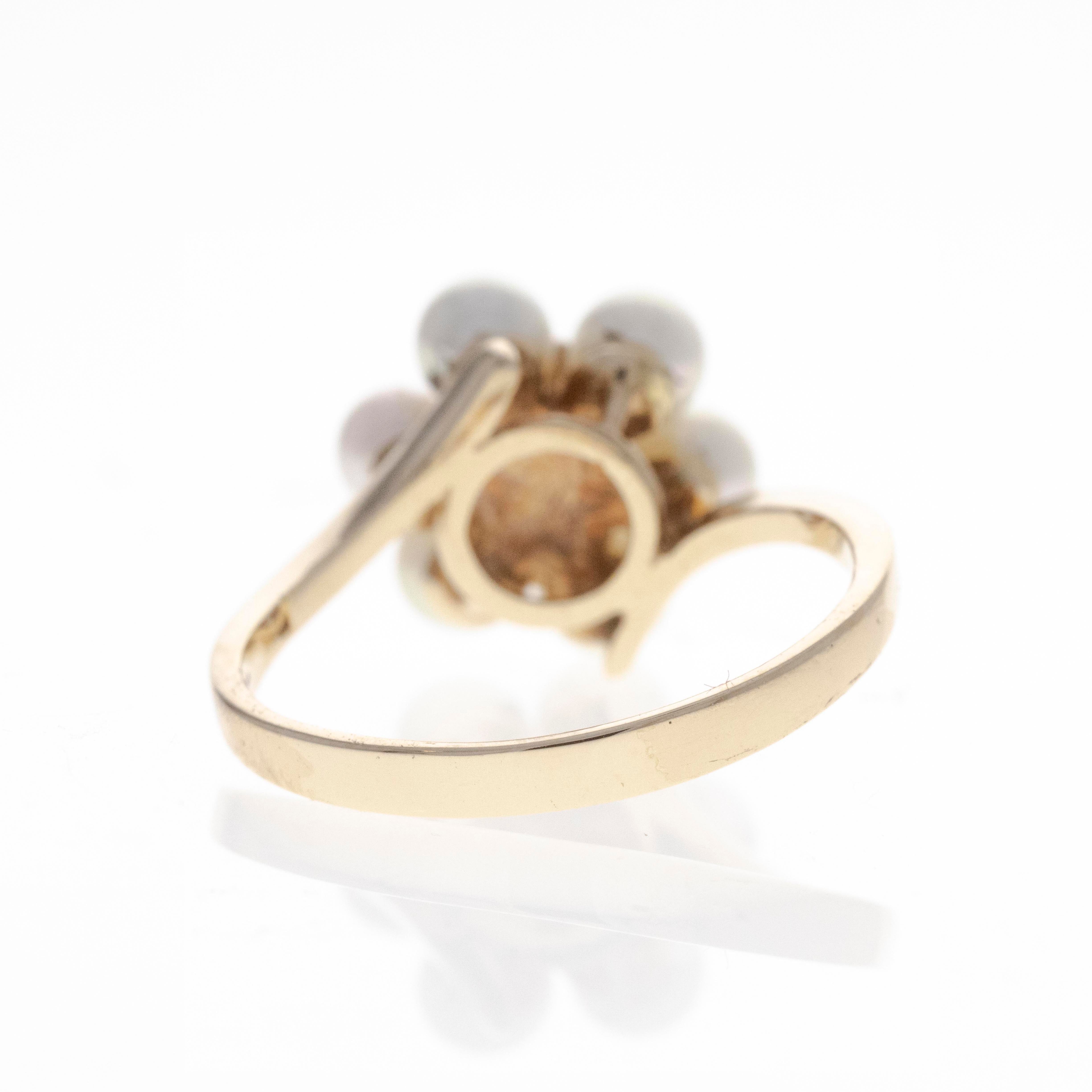 Vintage 14K Yellow Gold Cultured Pearl Flower Ring