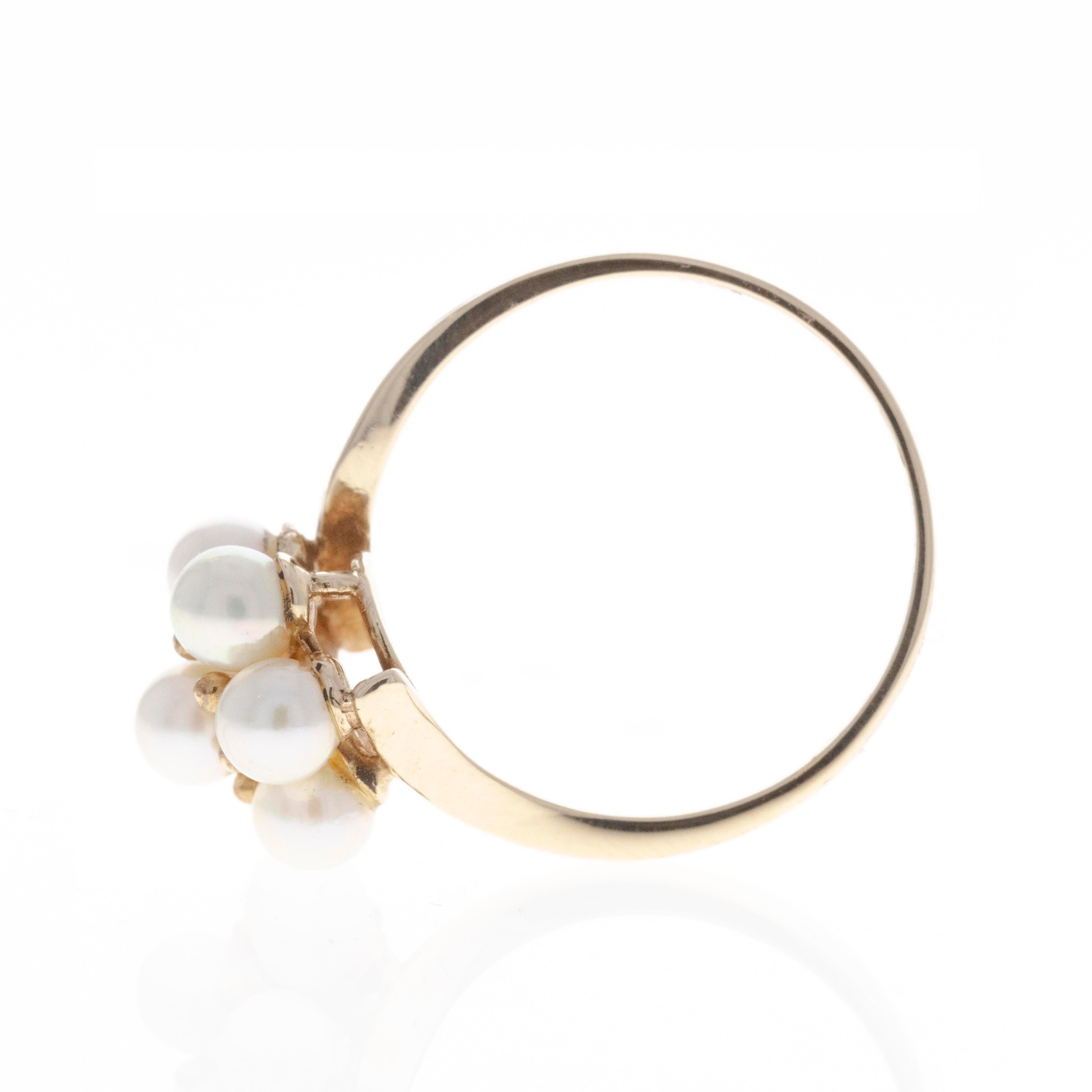 Vintage 14K Yellow Gold Cultured Pearl Flower Ring