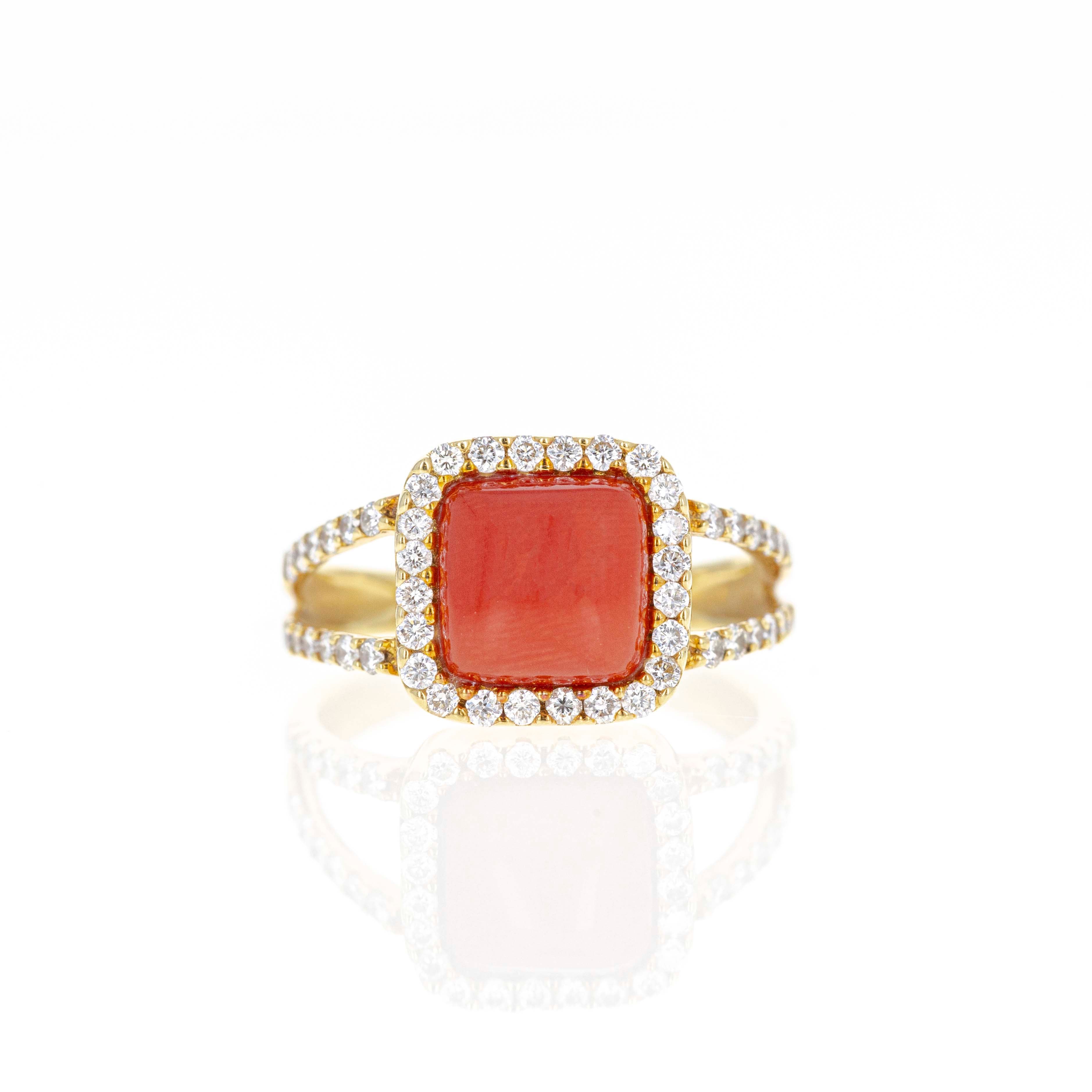 18K Yellow Gold 1.56 Carat Cabochon Coral Diamond Halo Ring - Queen May