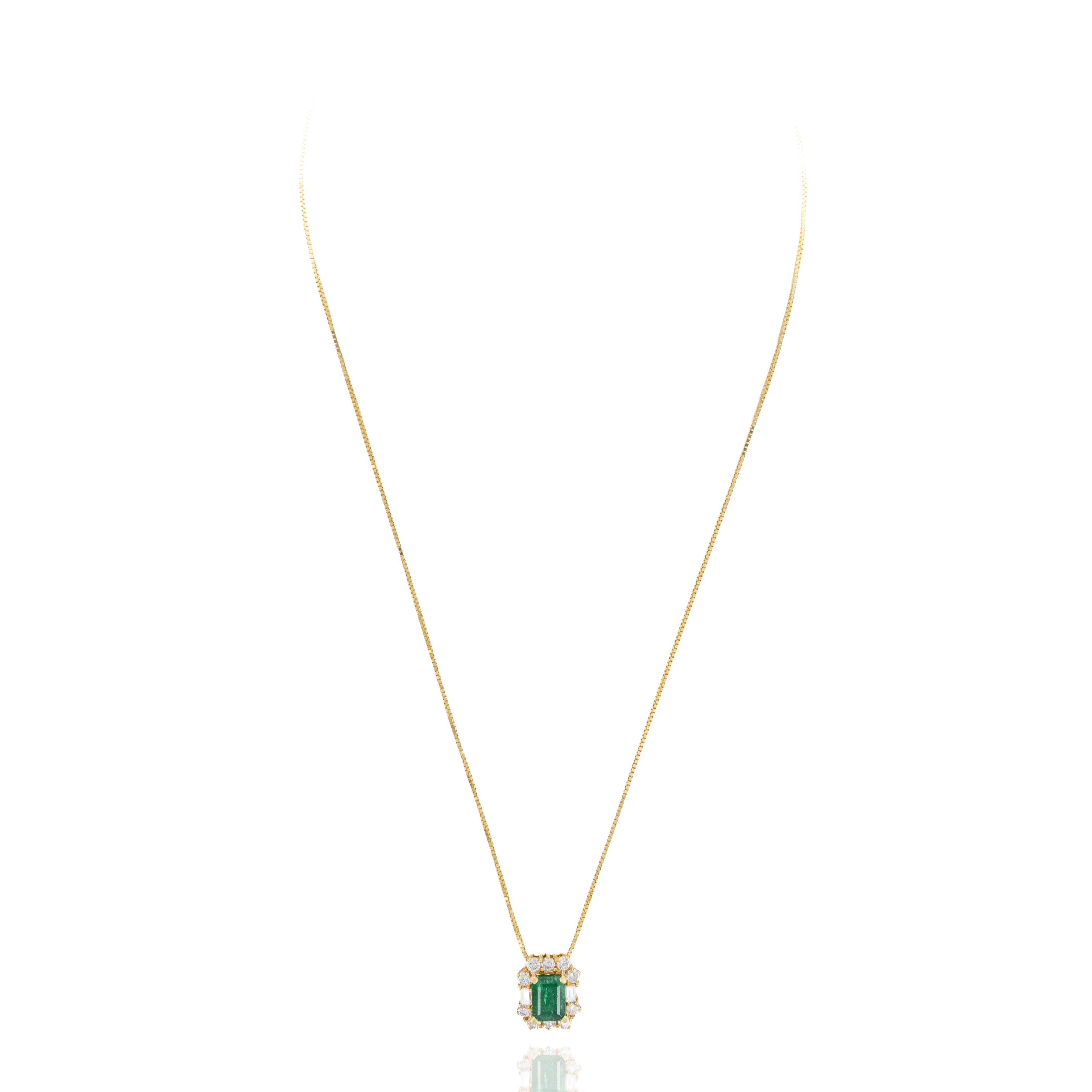 18K Yellow Gold 1.50 Carat Emerald Diamond Halo Pendant Necklace - Queen May