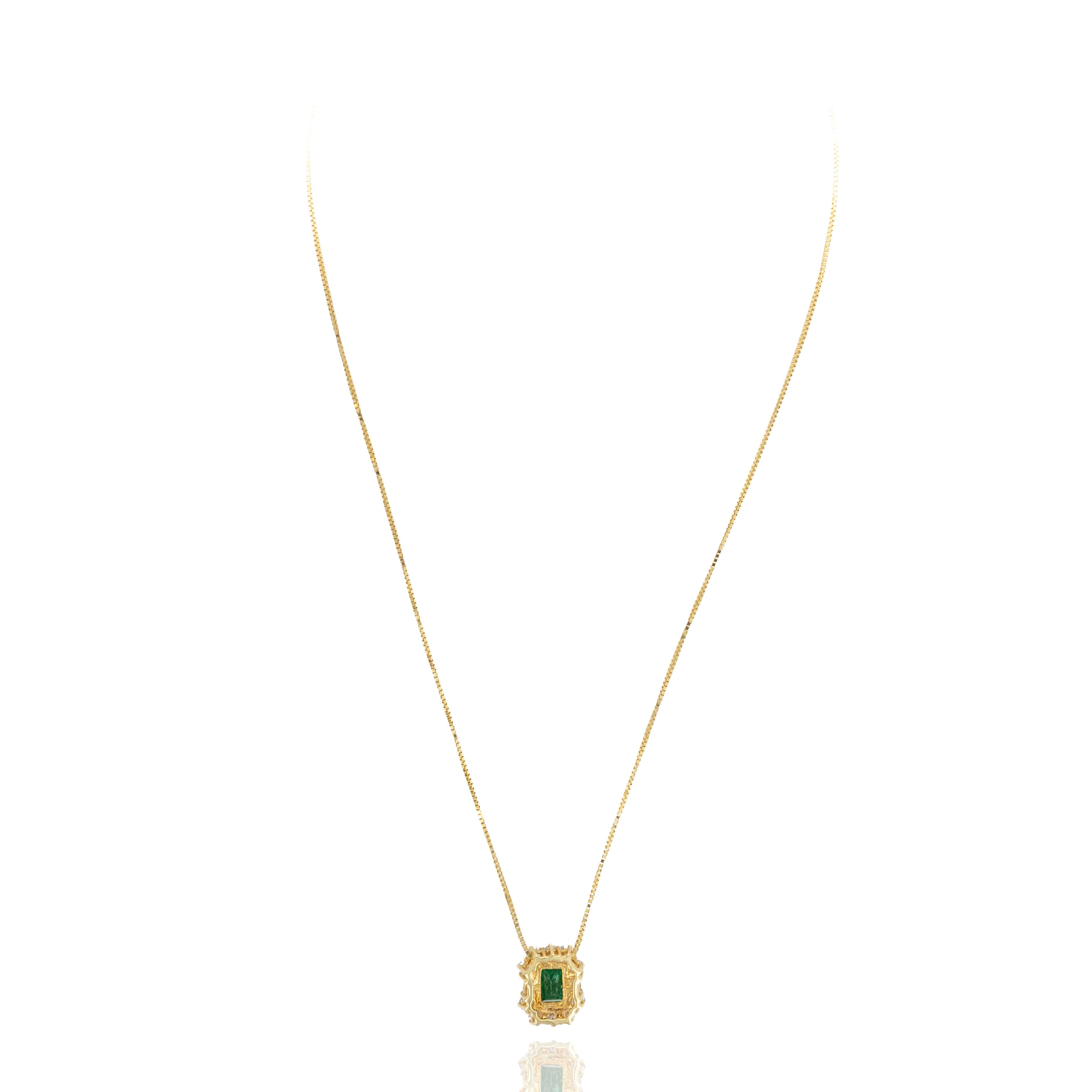 18K Yellow Gold 1.50 Carat Emerald Diamond Halo Pendant Necklace - Queen May