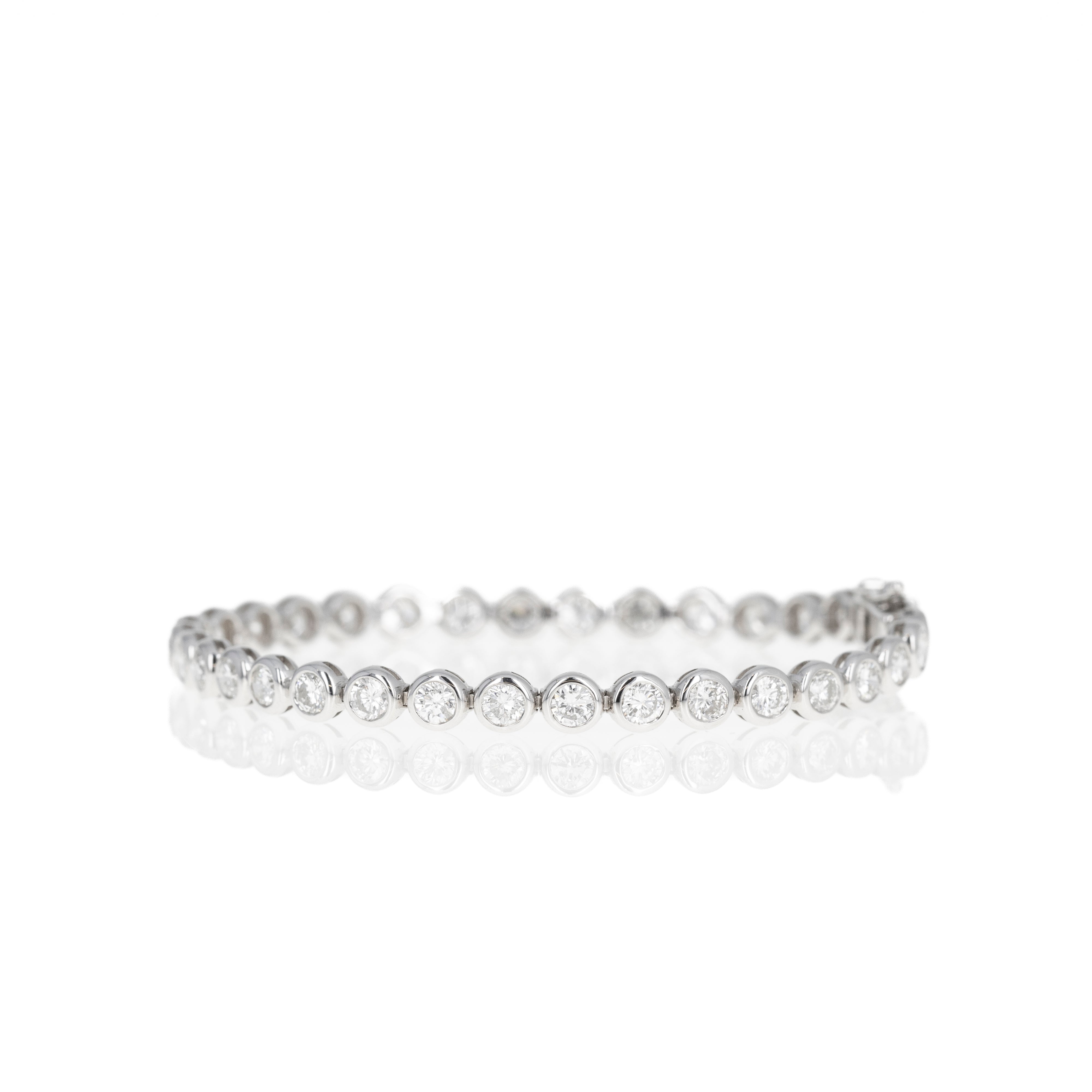 14K White Gold 5.50 Carat Round Diamond Bezel Tennis Bracelet - Queen May