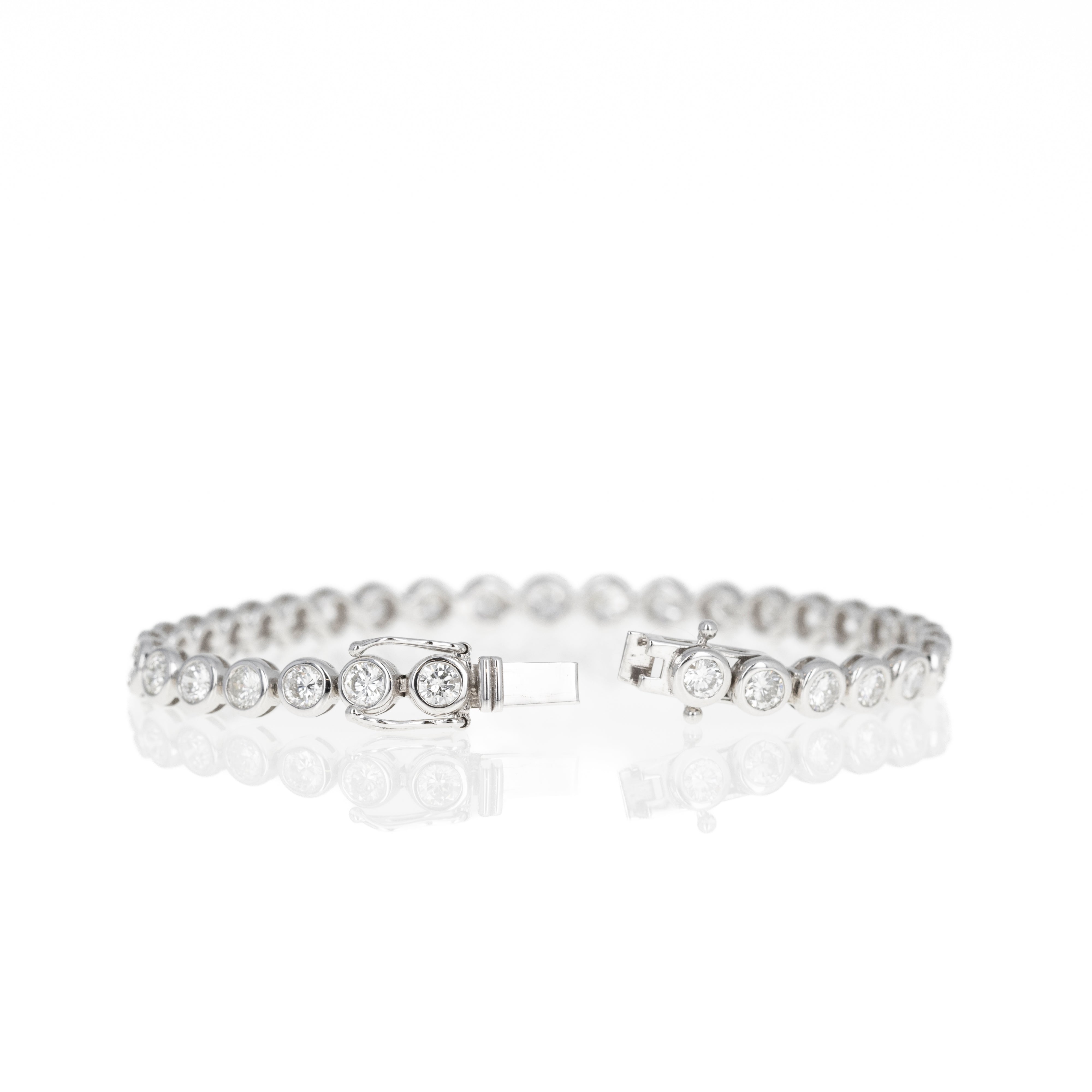 14K White Gold 5.50 Carat Round Diamond Bezel Tennis Bracelet - Queen May