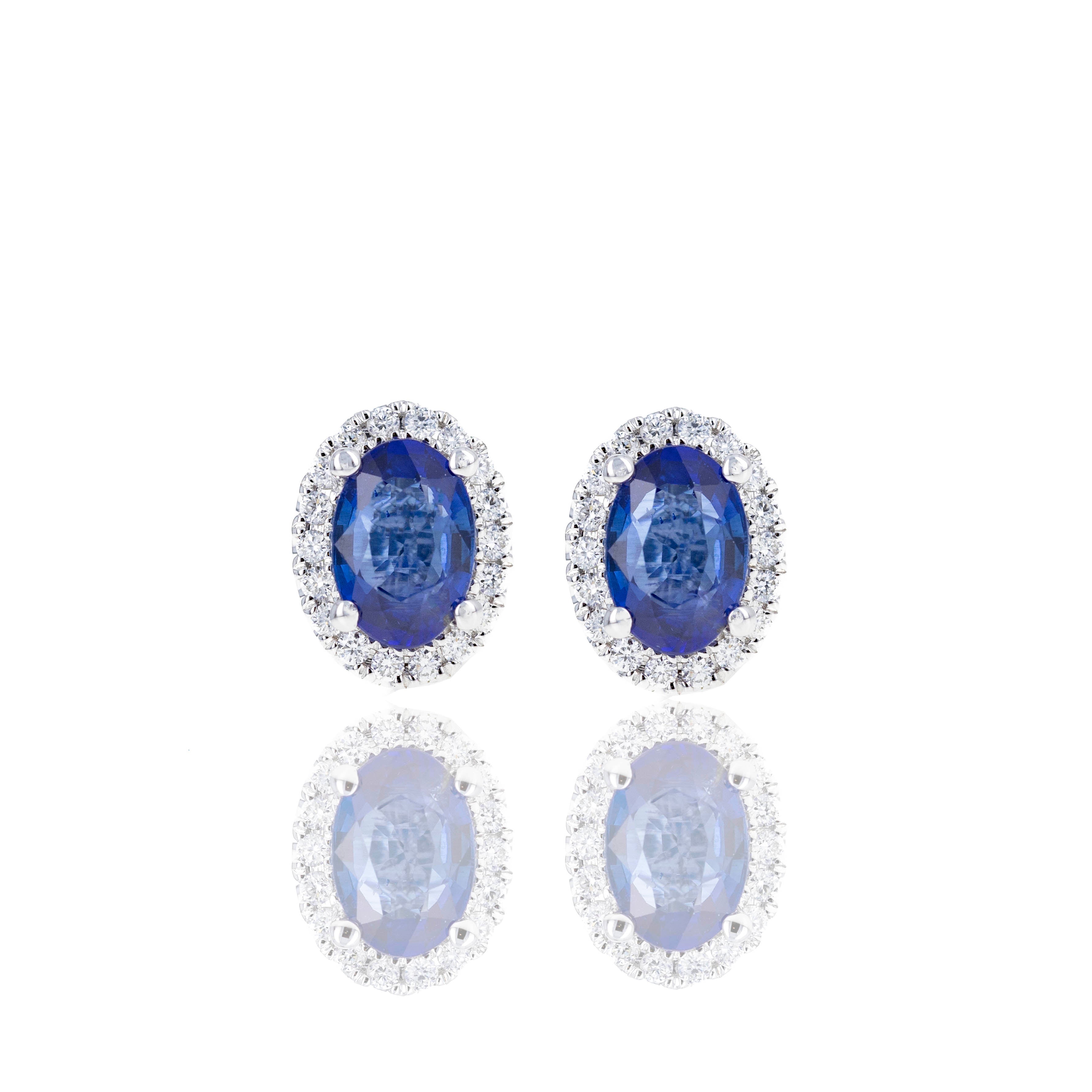 18K White Gold 0.95 Carat Sapphire Diamond Halo Stud Earrings - Queen May