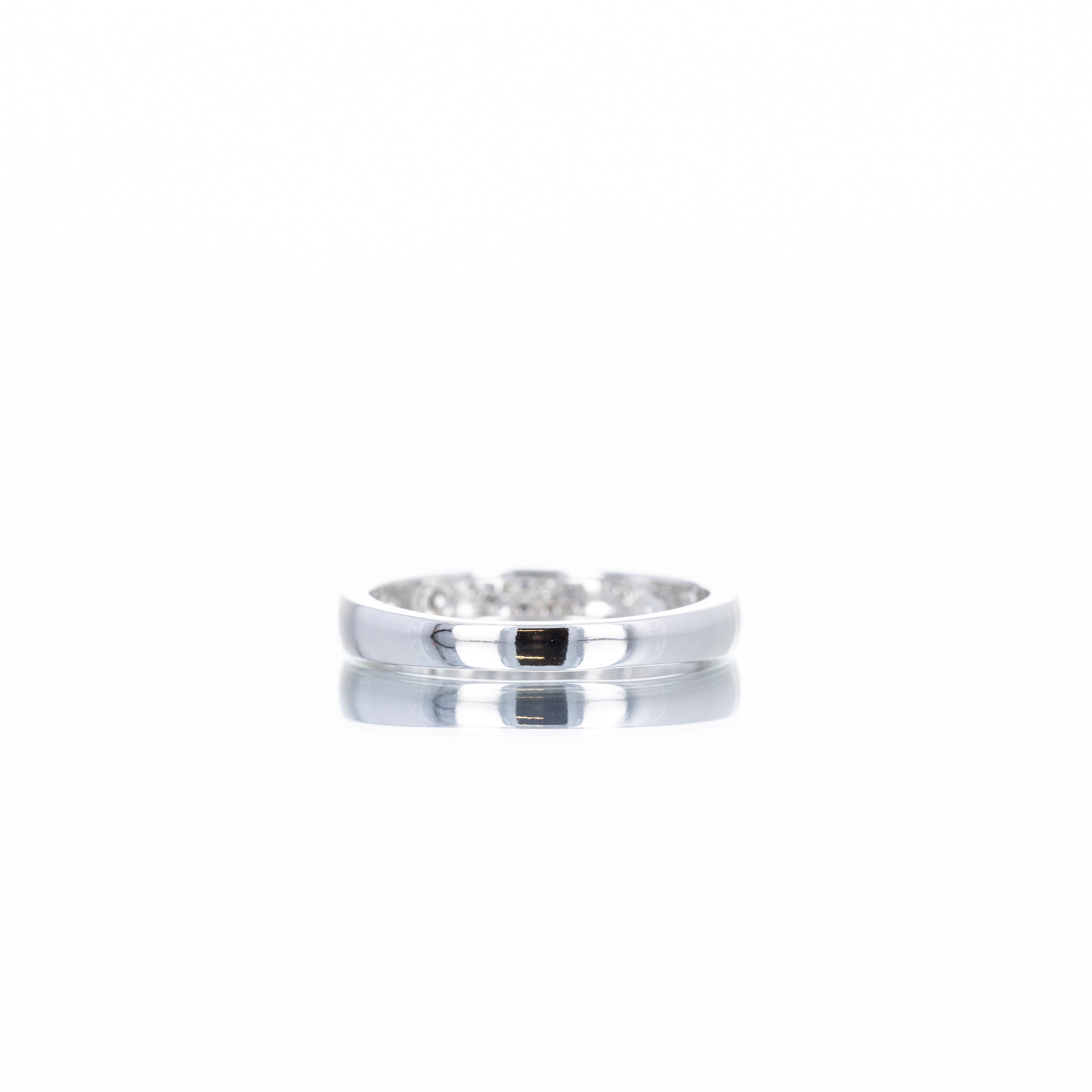 14K Gold 0.21 Carat Diamond Brushed Finish Band - Queen May