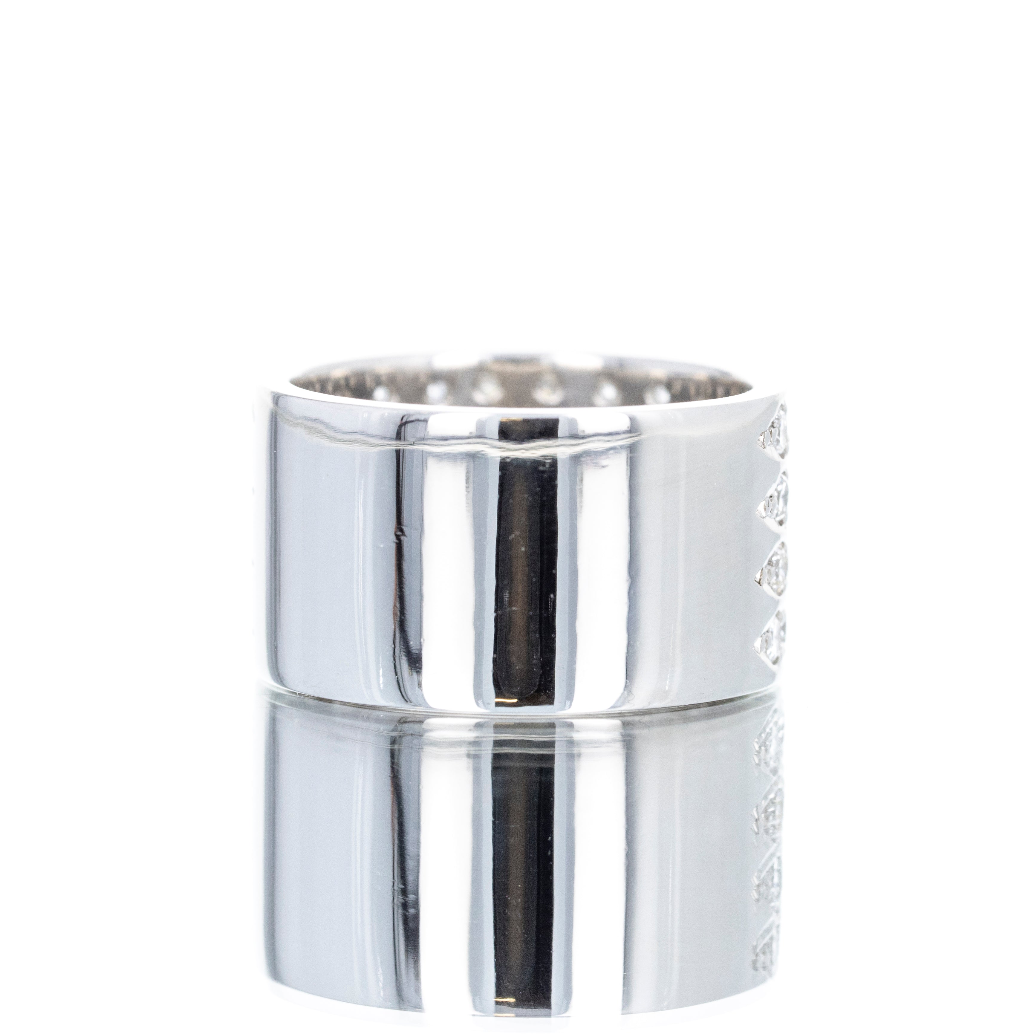 Platinum 1.65 Carat Round Diamond Pave Cigar Band - Queen May