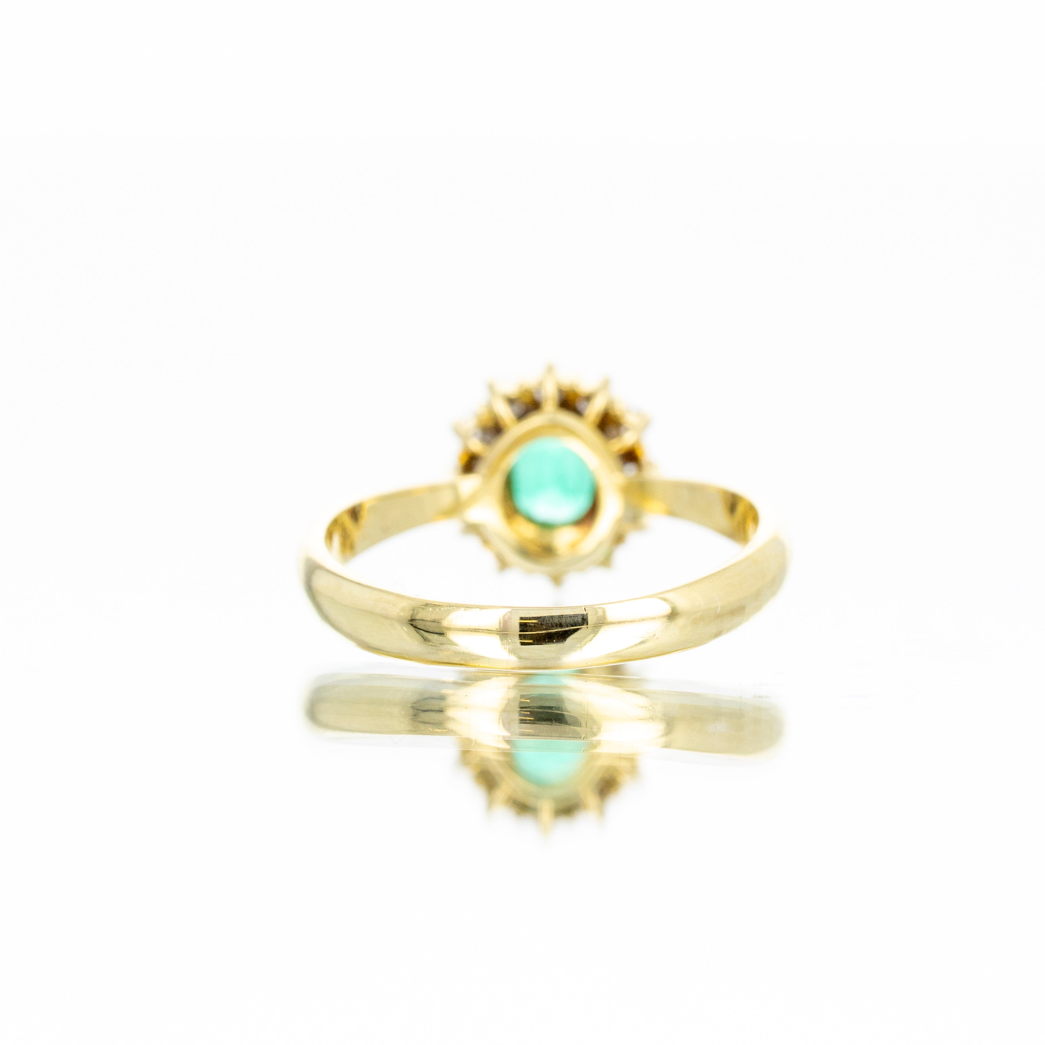 18K Yellow Gold 0.66 Carat Emerald Diamond Halo Ring - Queen May