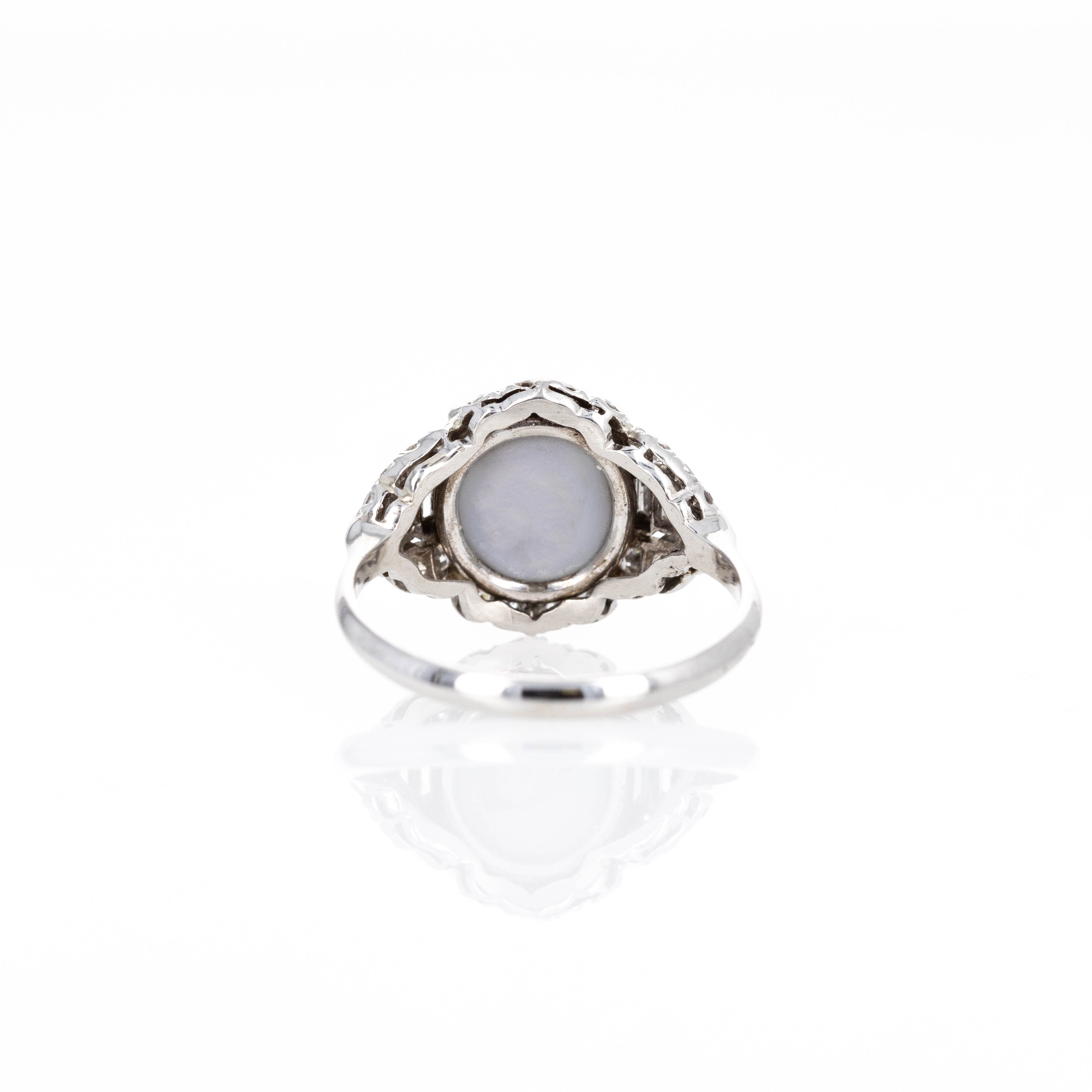 Art Deco Platinum 5.30 Carat Star Sapphire Diamond Ring - Queen May