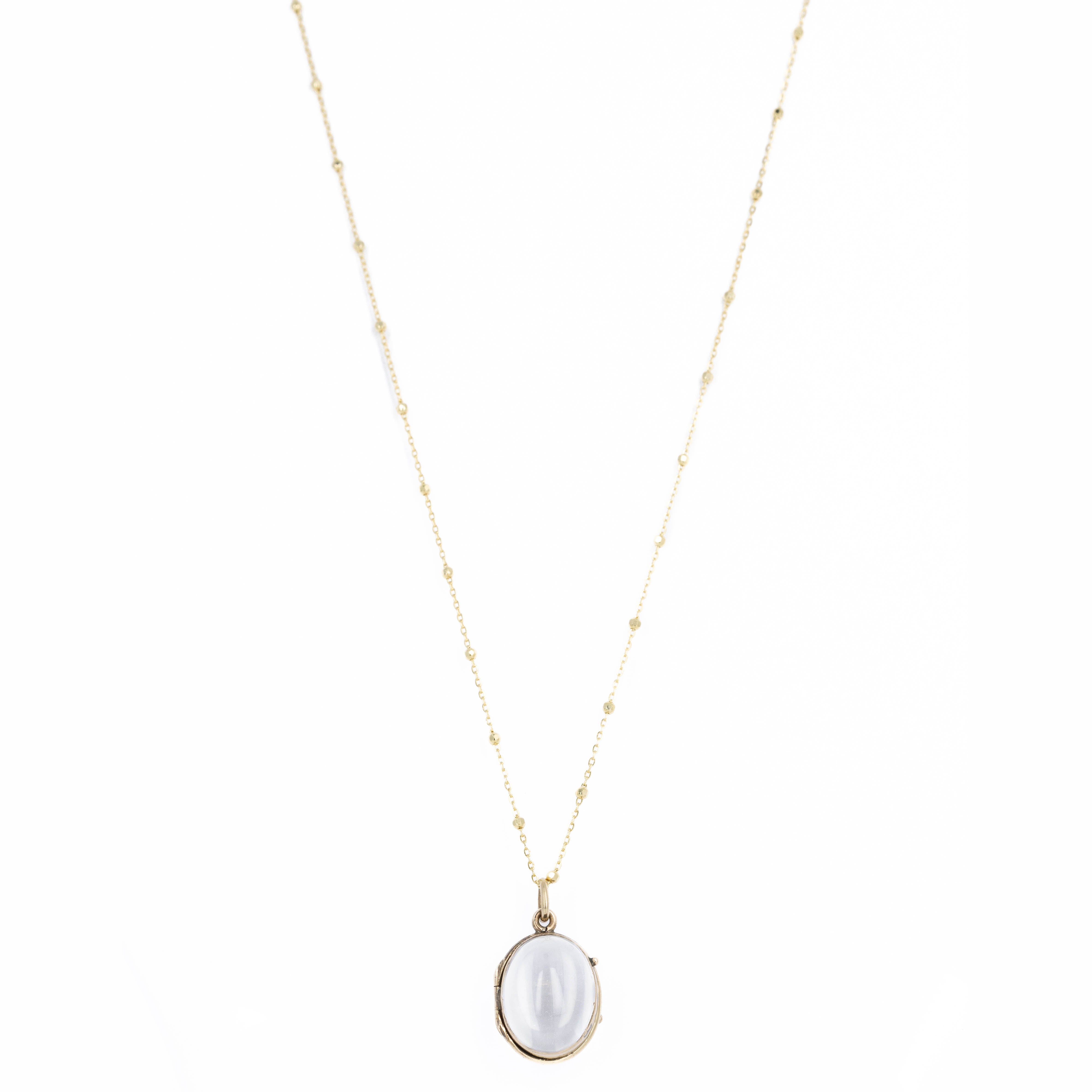 Antique Victorian 14K Yellow Gold Oval High Dome Pools Of Light Locket Necklace - Queen May