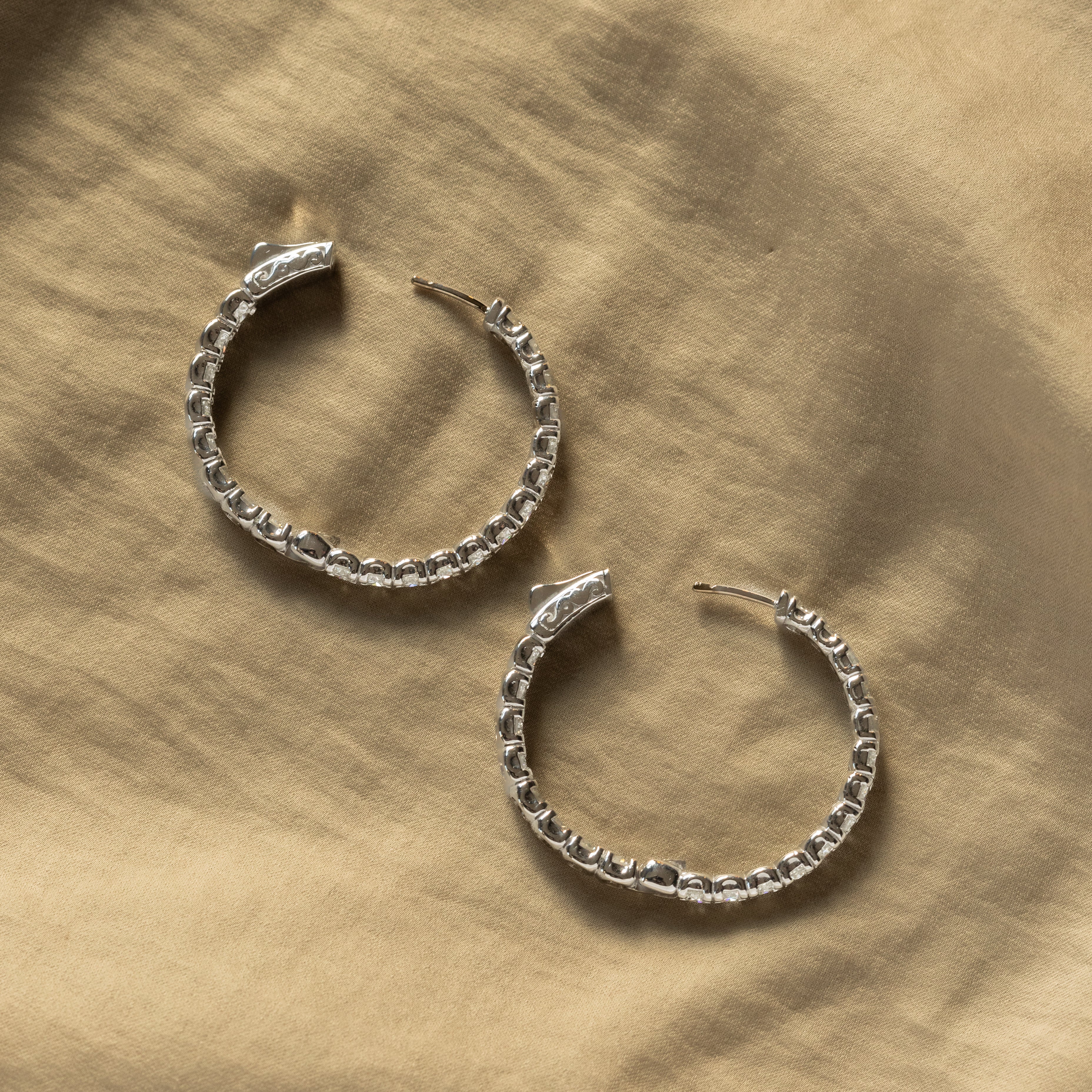 14K White Gold 4.51 Carat Diamond Inside-Out Hoop Earrings - Queen May