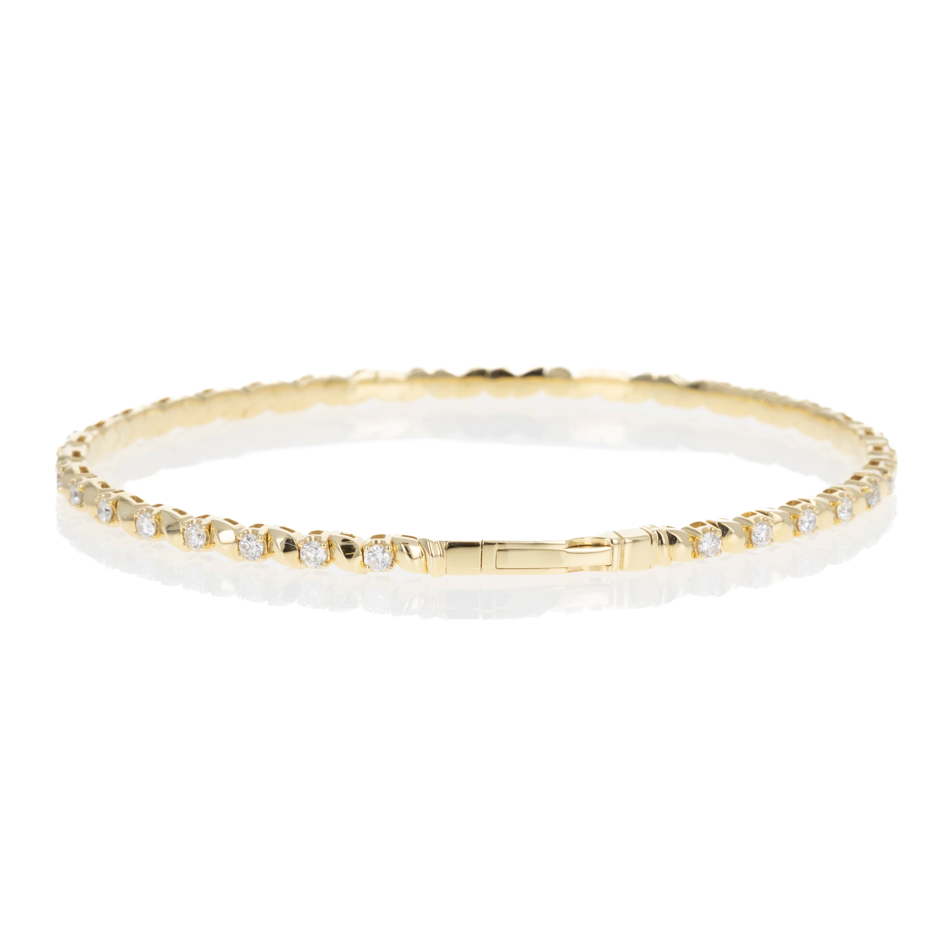 18K Gold 1 Carat Round Diamond Swirl Flexible Bangle - Queen May