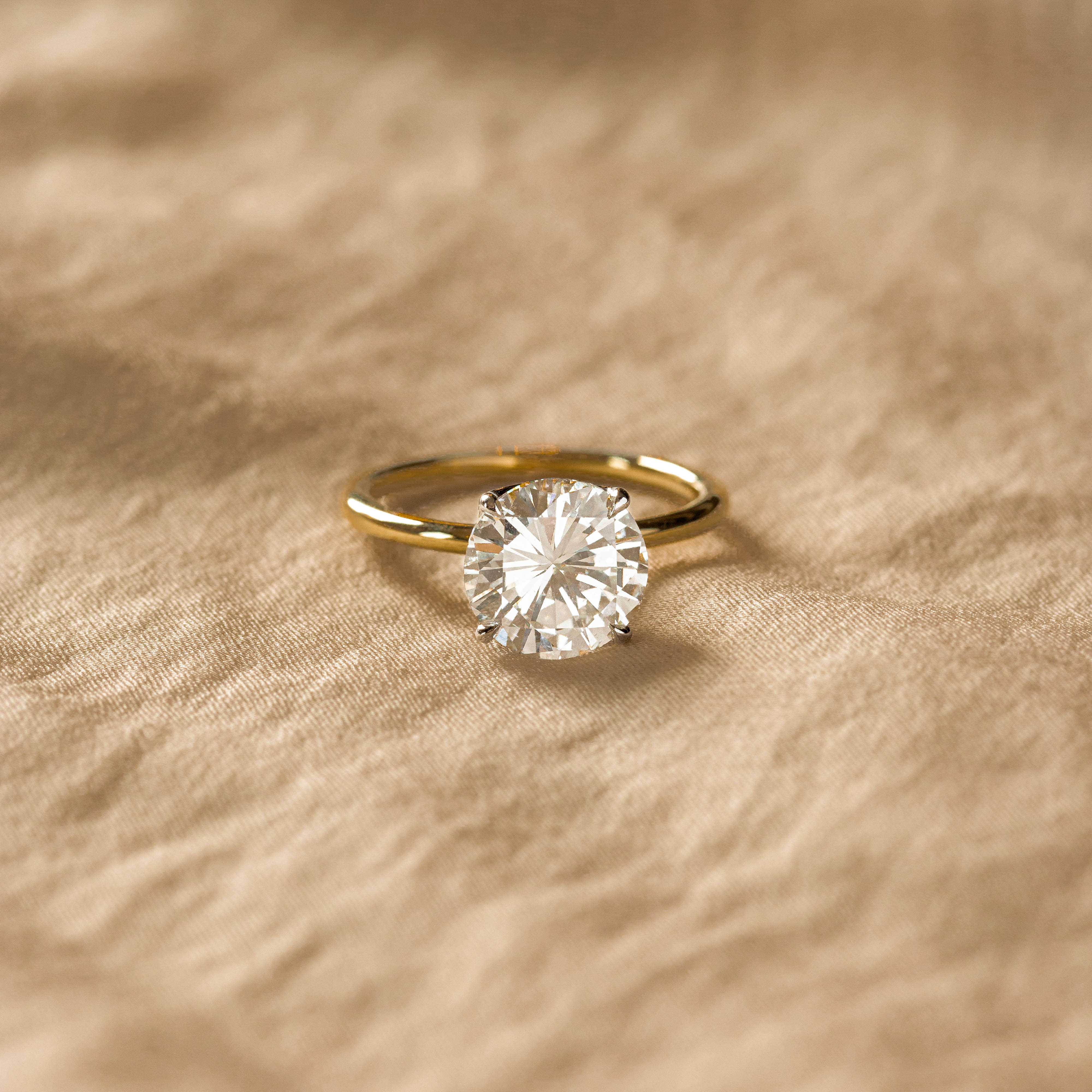 3.03 Carat Round Diamond Engagement Ring - Queen May
