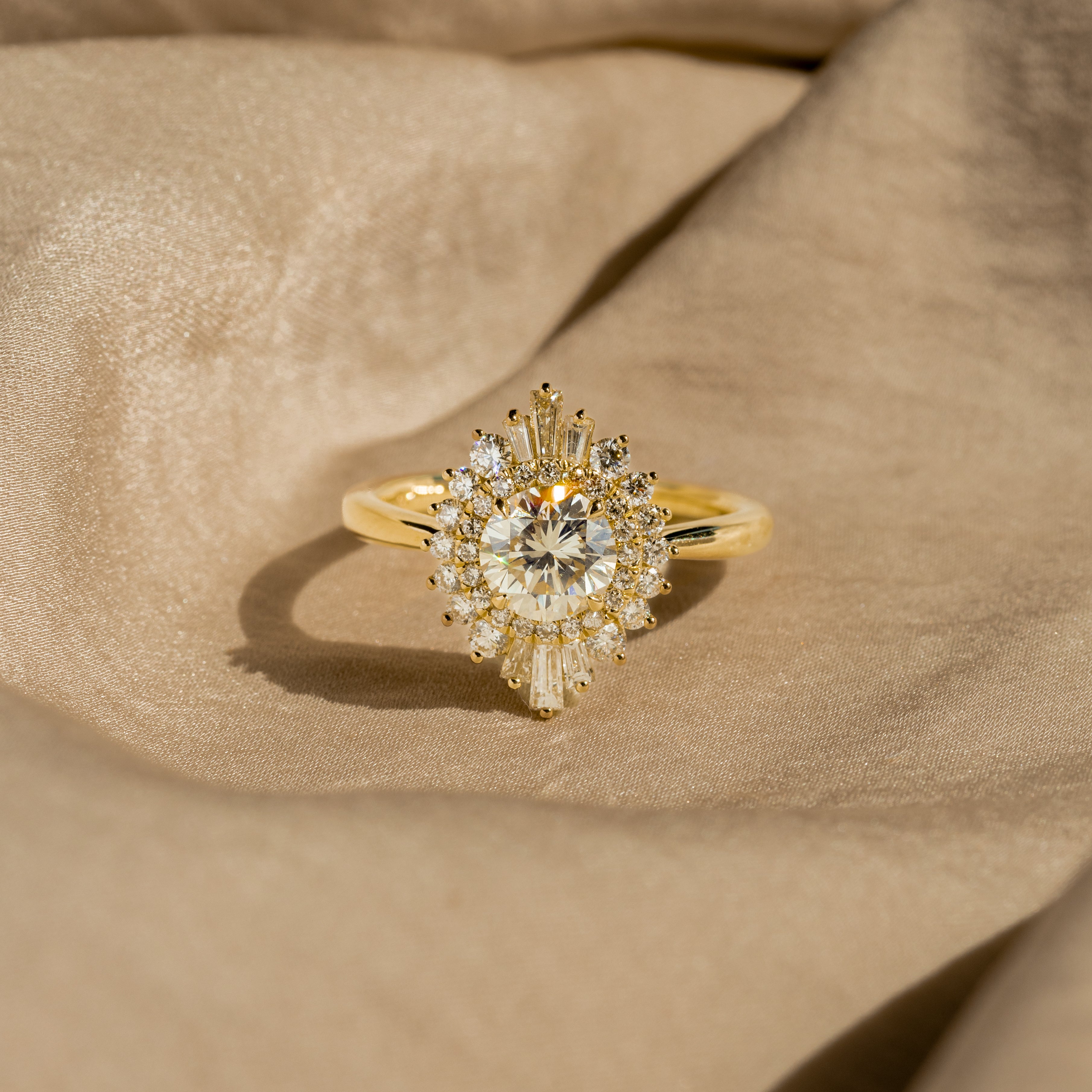 1.12 Carat Round Diamond Fan Ballerina Engagement Ring - Queen May