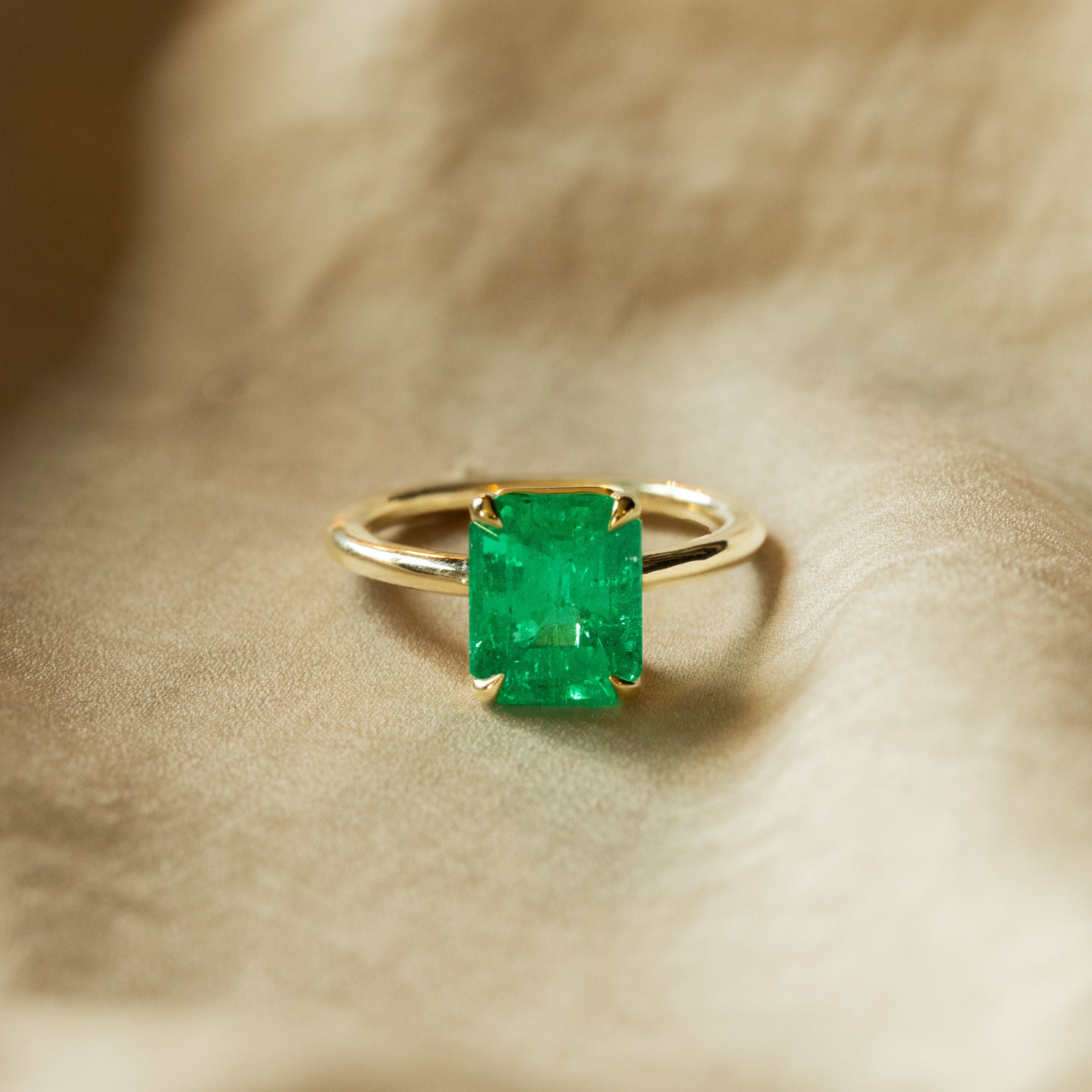 4 Carat Colombian Emerald Solitaire Ring AGL Certified - Queen May