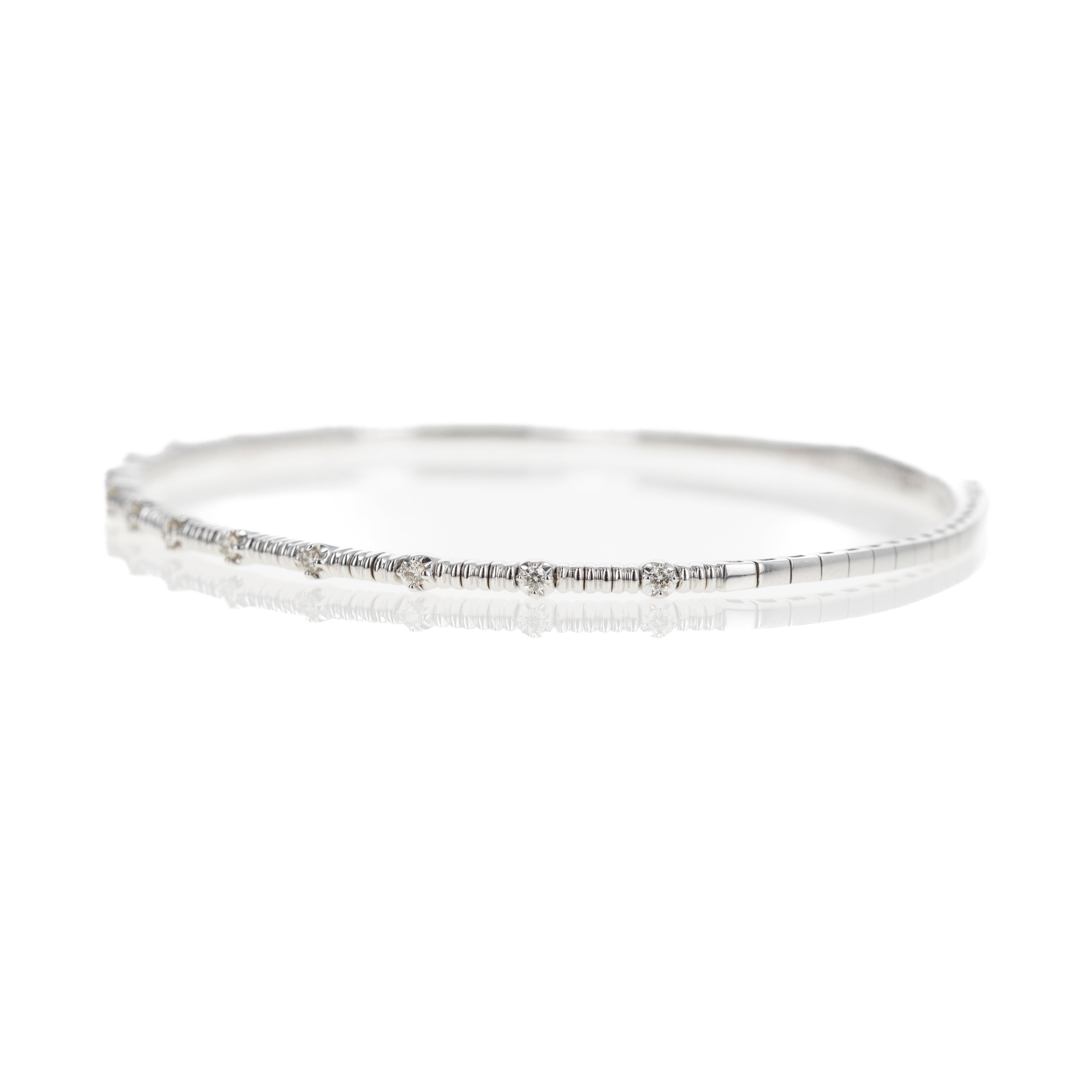 14K Gold 0.20 Carat Diamond Flexible Bangle - Queen May