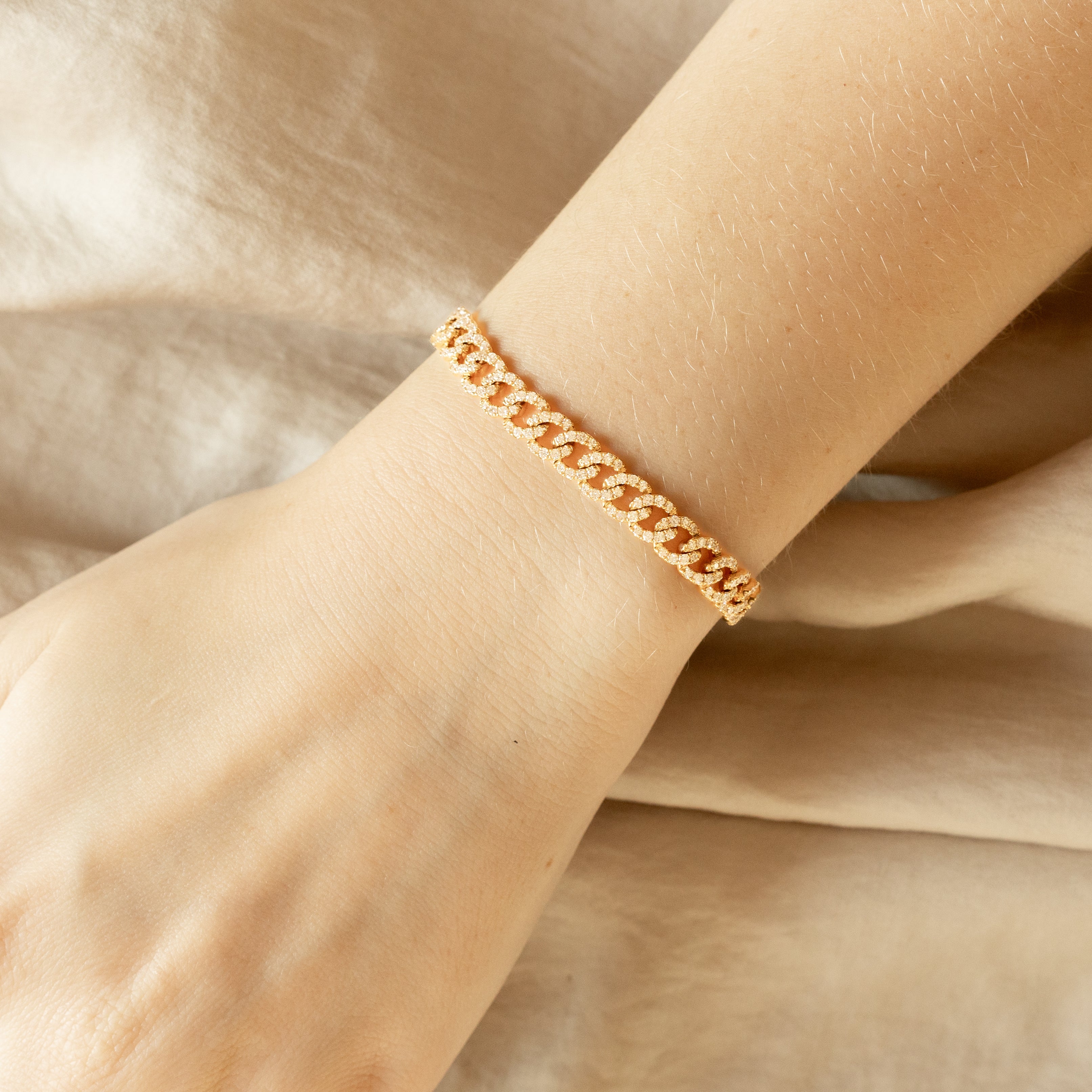 18K Gold 3.5 Carat Total Weight Diamond Cuban Link Bracelet - Queen May